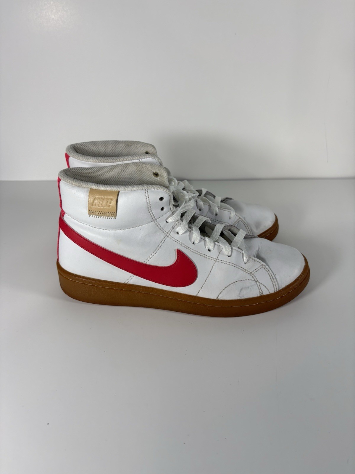 Nike Womens Court Royale 2 Mid CT1725-101 White Red Basketball Shoes Size 7.5