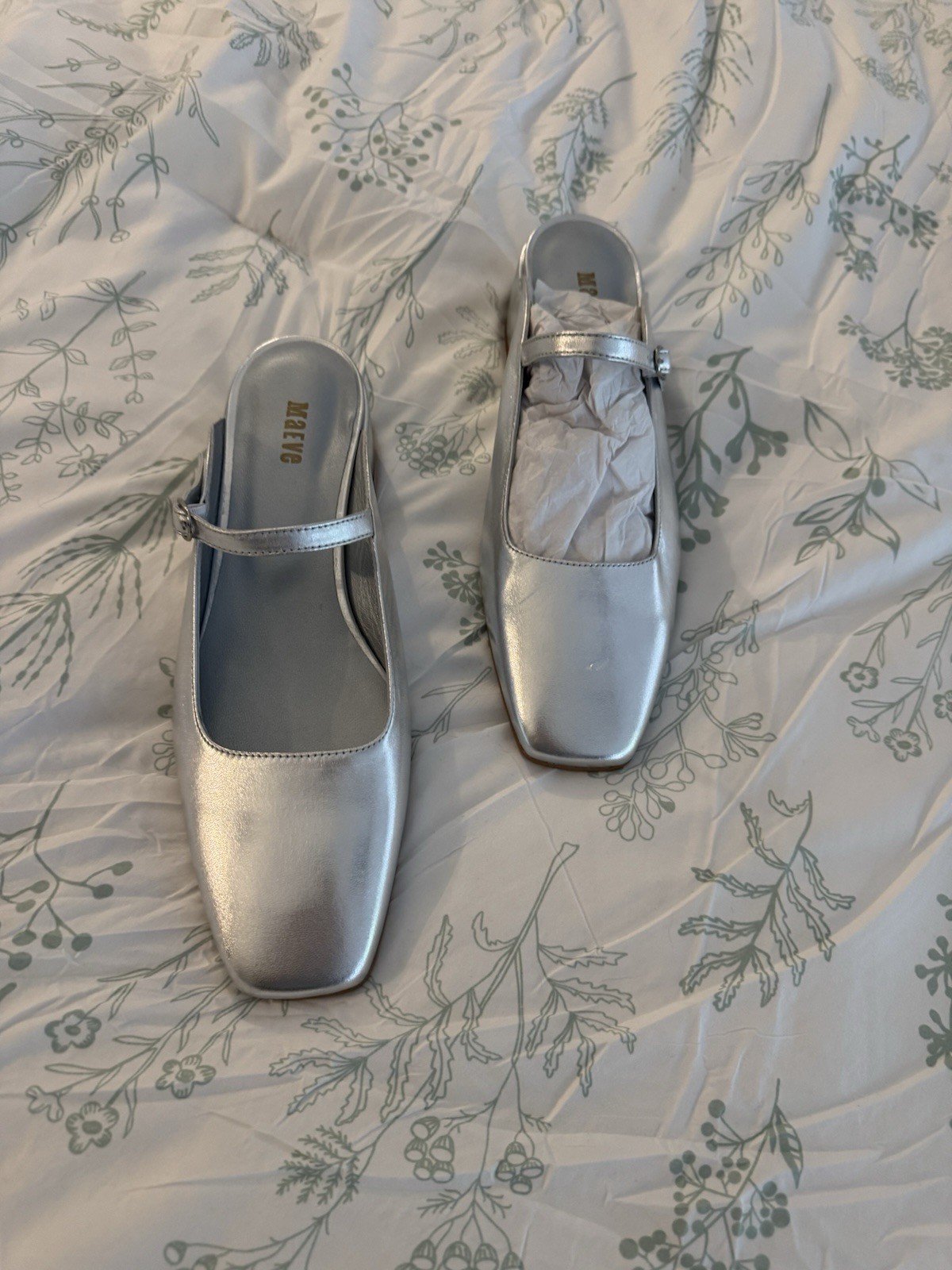 Maeve by Anthropology Women’s Silver Slip On 39 Made In Portugal New