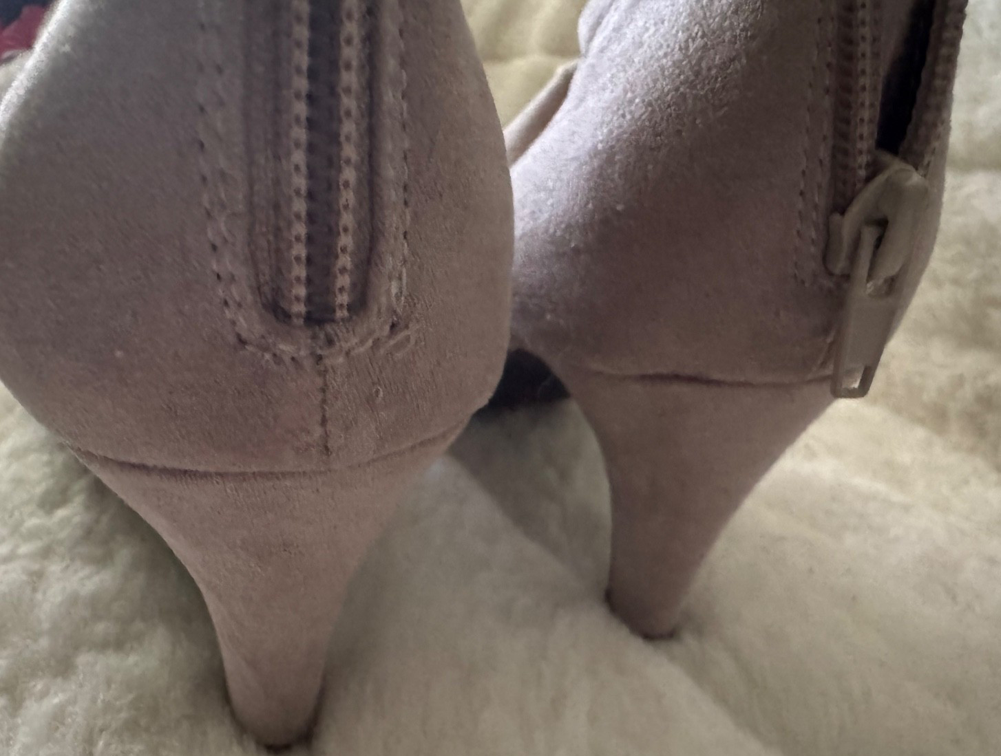 IMPO SIZE 6.5 Gray Suede Covered Heel Side Suede Bow Pleated Cuffed Back Zip
