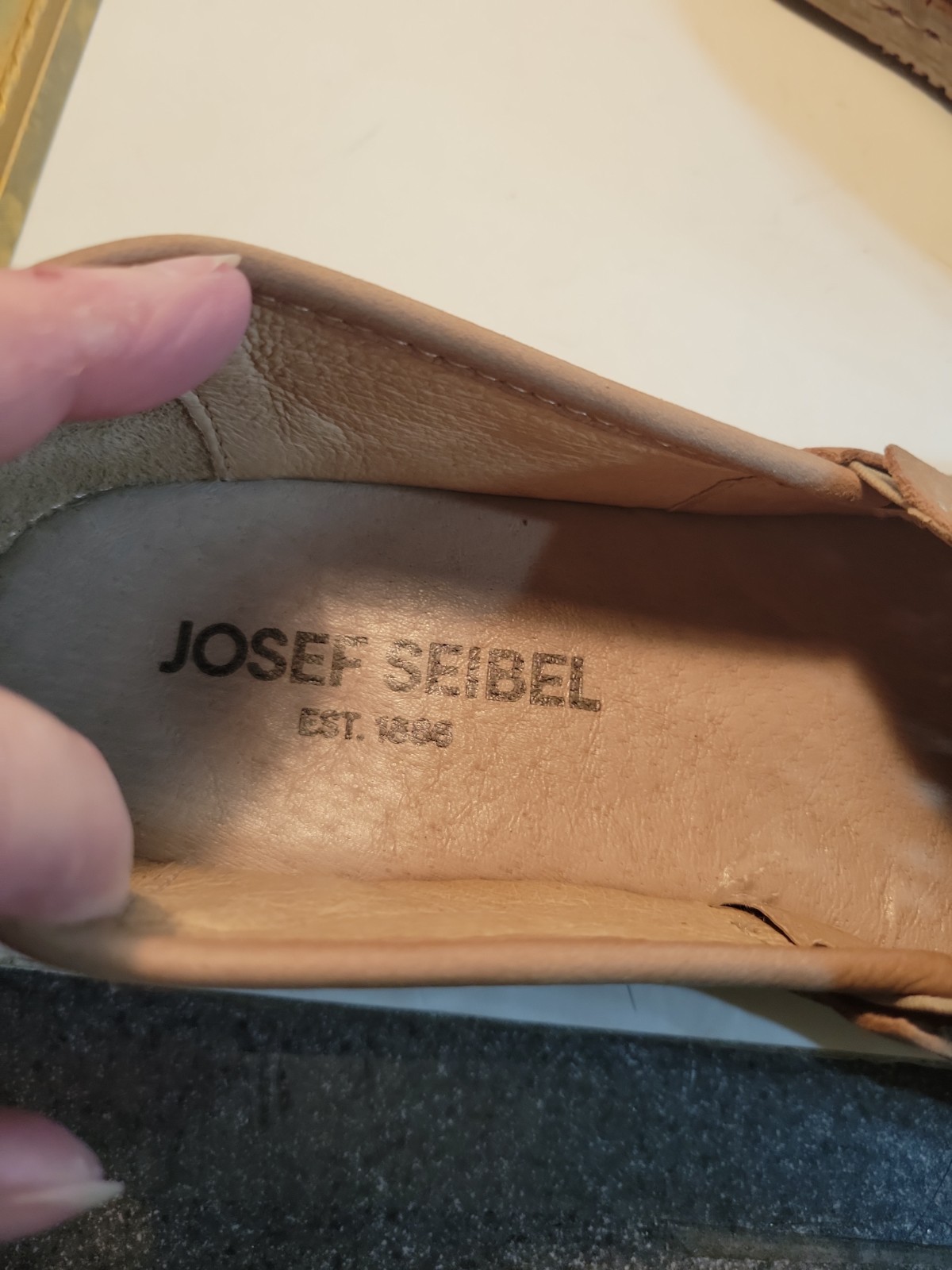 Josef Seibel Sofie 27 Womens Leather Slip-On Shoes Creme Size 8 Us 39 Eu Cutout