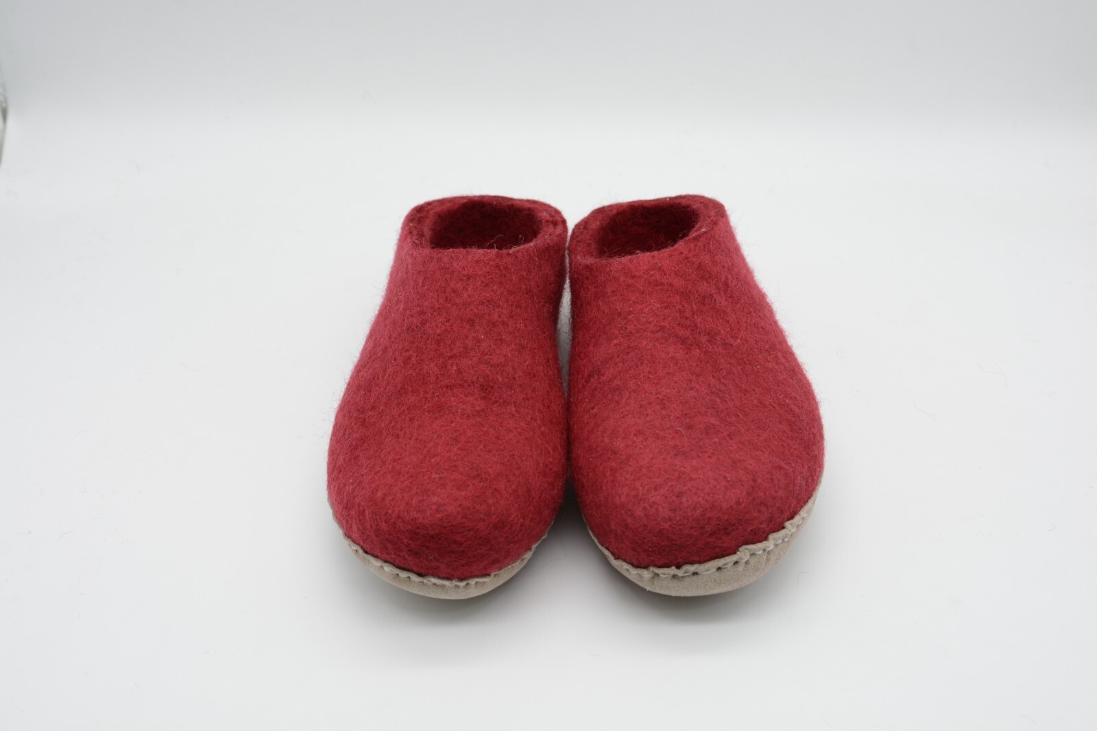 Handmade Felted Slippers With Leather Sole – Warm,Durable & Eco-Friendly