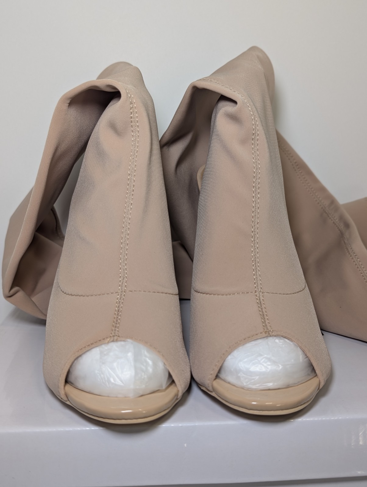 Cape Robbin Connie Women’s Over The Knee Boots Nude Peep Toe Block Heel Size 6.5