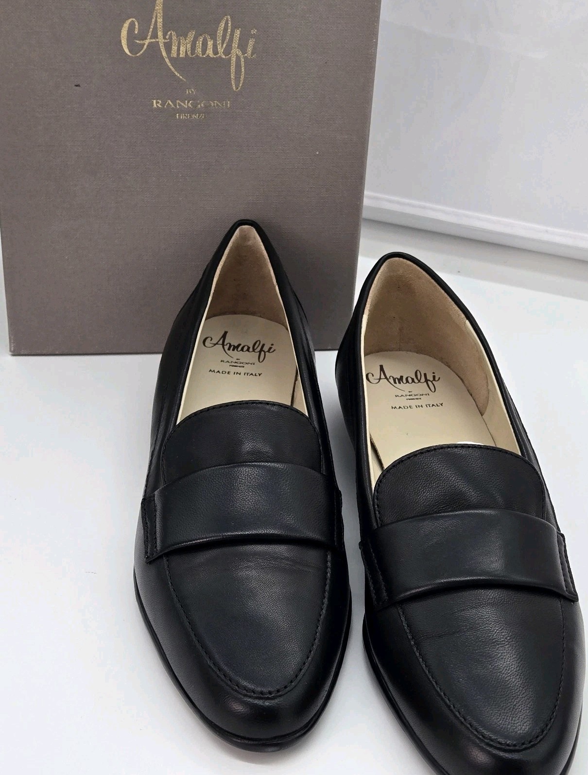 Amalfi by Rangoni Oresie Loafers Black NEW Sz 7.5 Classic Luxury Designer Preppy