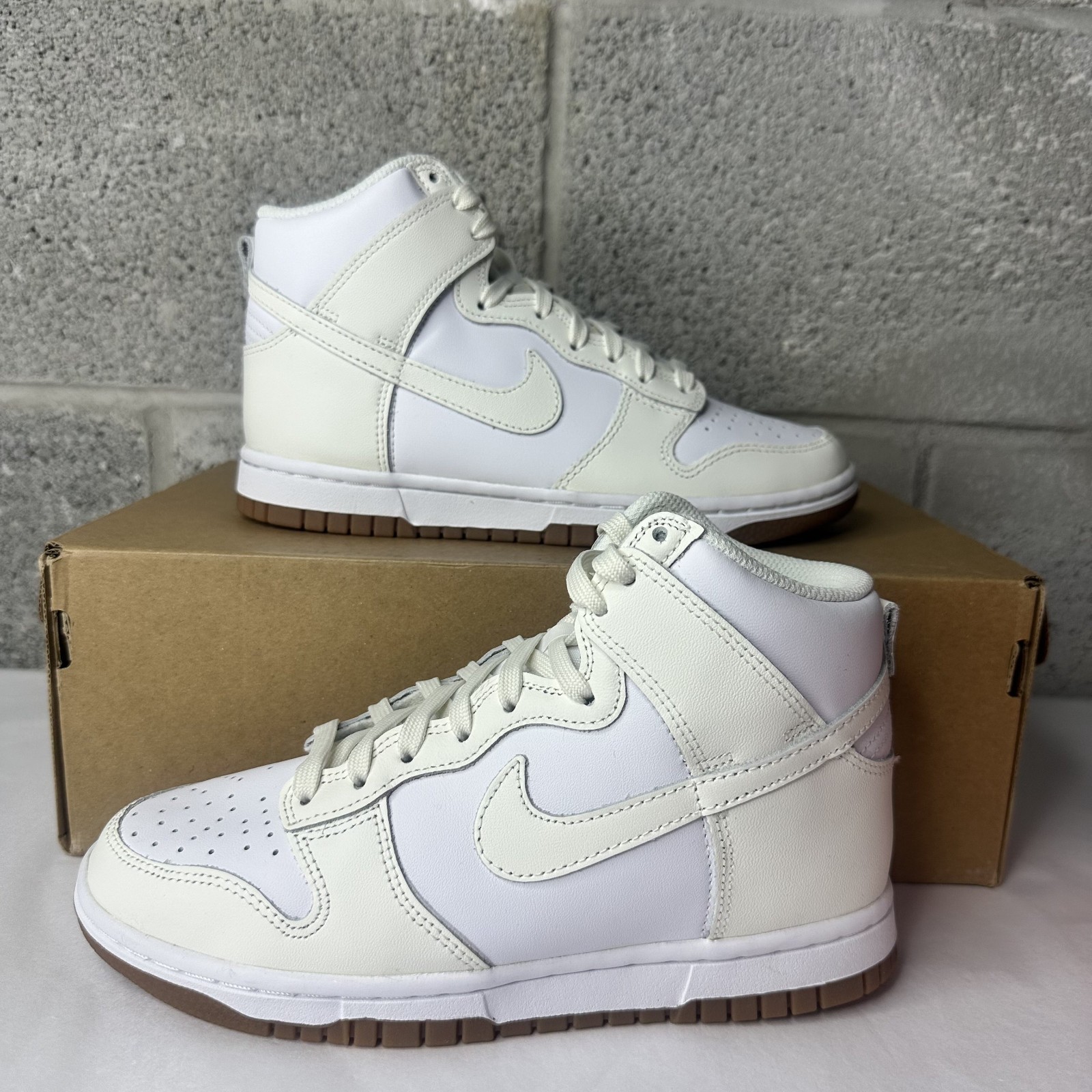 Nike Dunk High Shoes White Sail Gum WOMEN’S Sz 5.5 DD1869-109