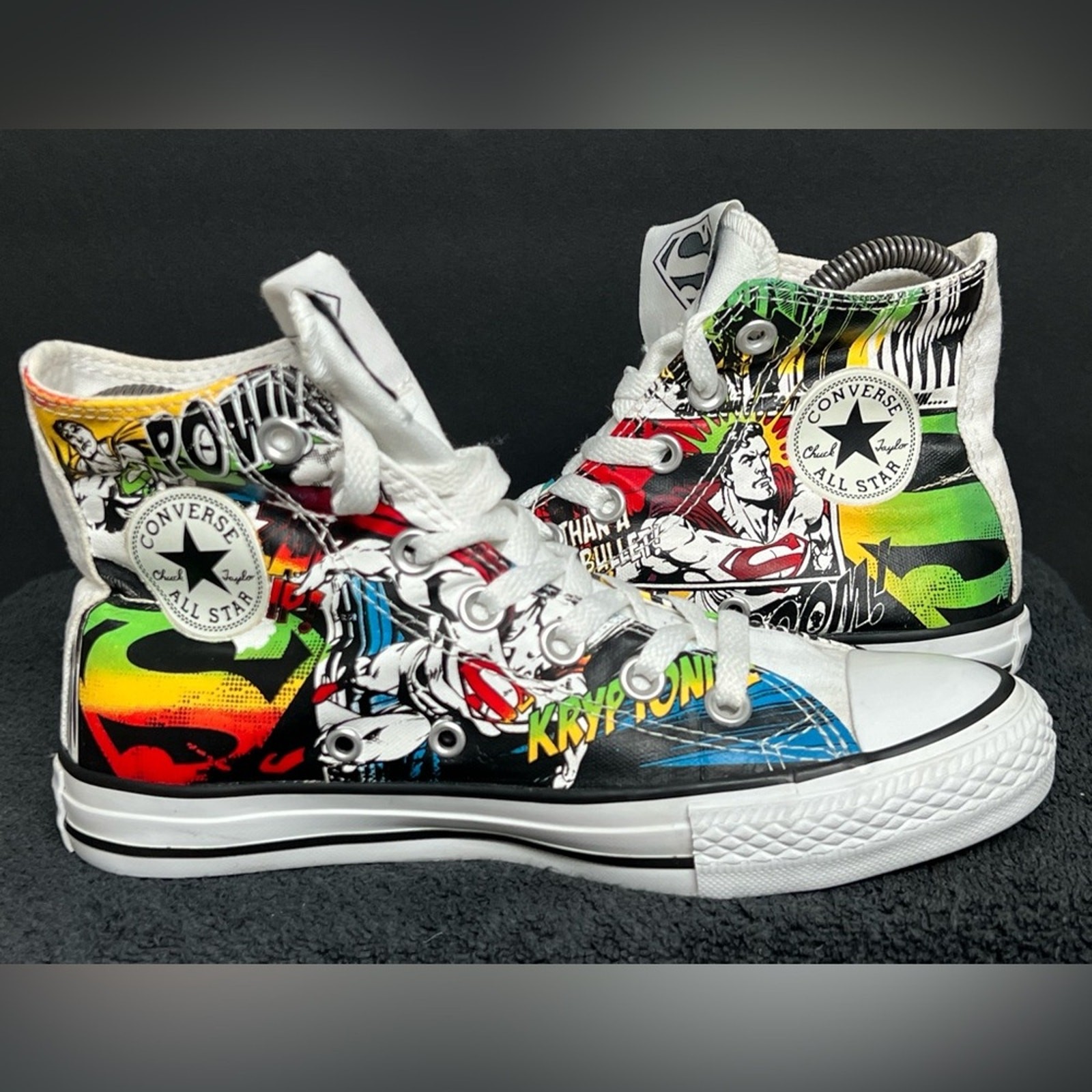 Converse All Star Hi DC Comics Superman Shoes Mens 4 Womens 6 Colorful Graphic