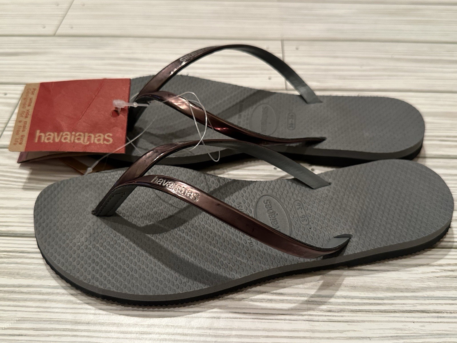 Havaianas Women’s You Metallic Flip Flop Sandal Gray Steel Size 37-38/US 6 NEW!