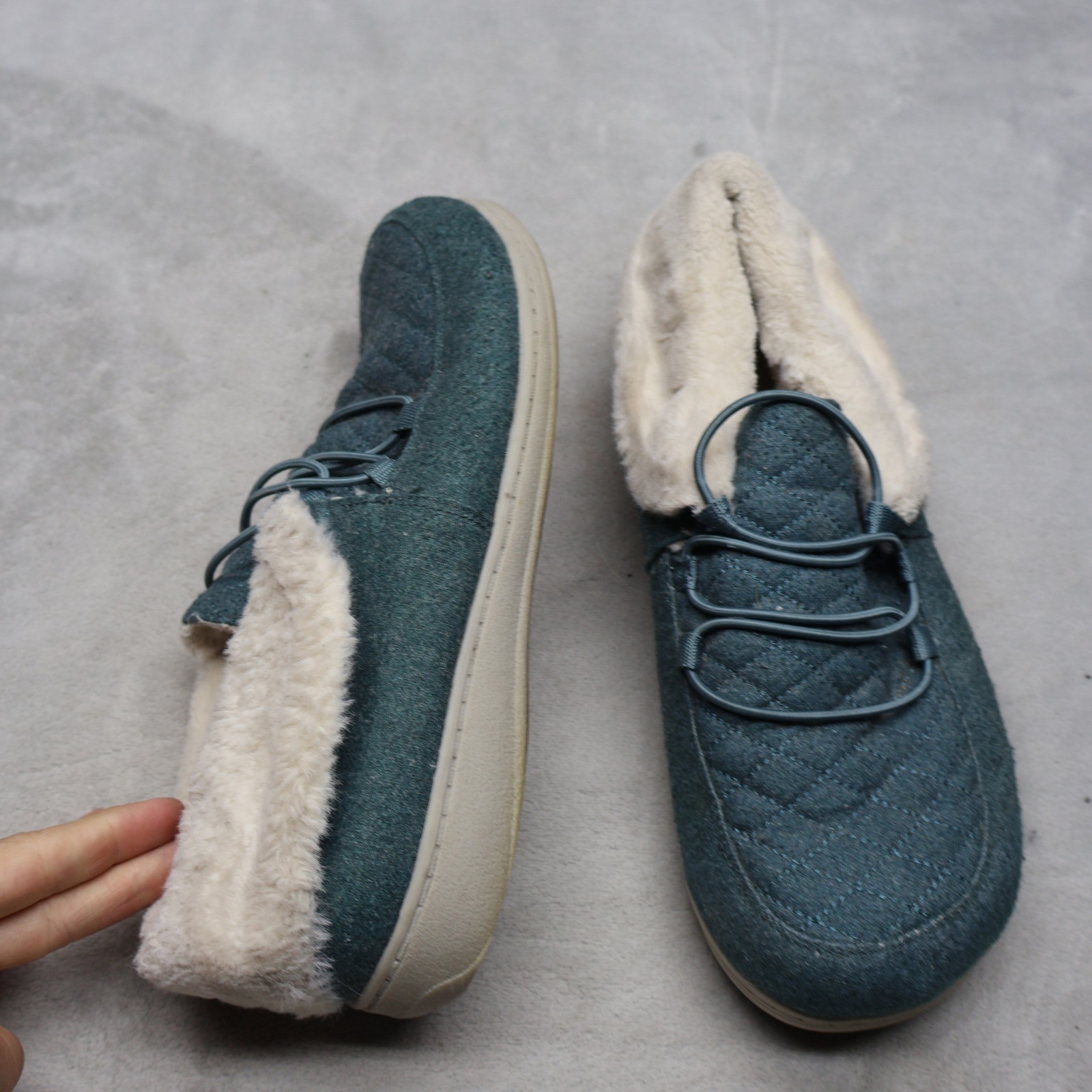 Vionic Womens 10 Slippers Blue Believe Faux Fur Trim Quilted Textile Orthopedic