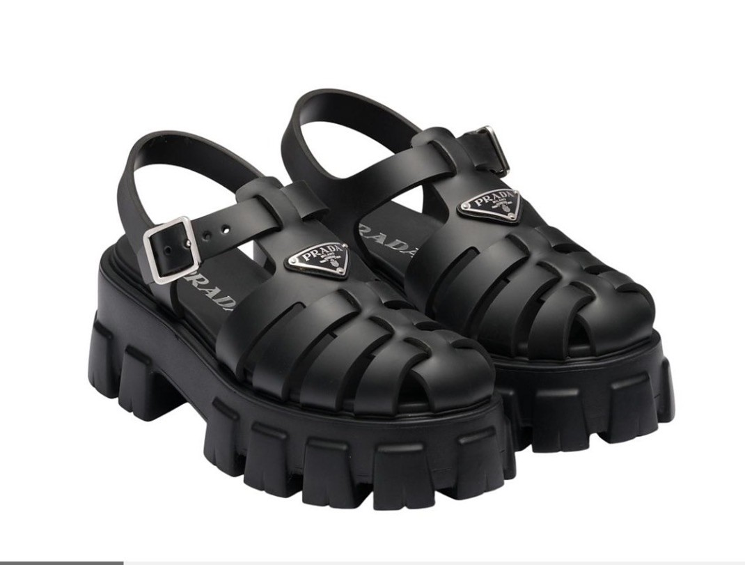 NEW IN BOX! PRADA Women’s Black Rubber Fisherman Platform Sandals, size 38
