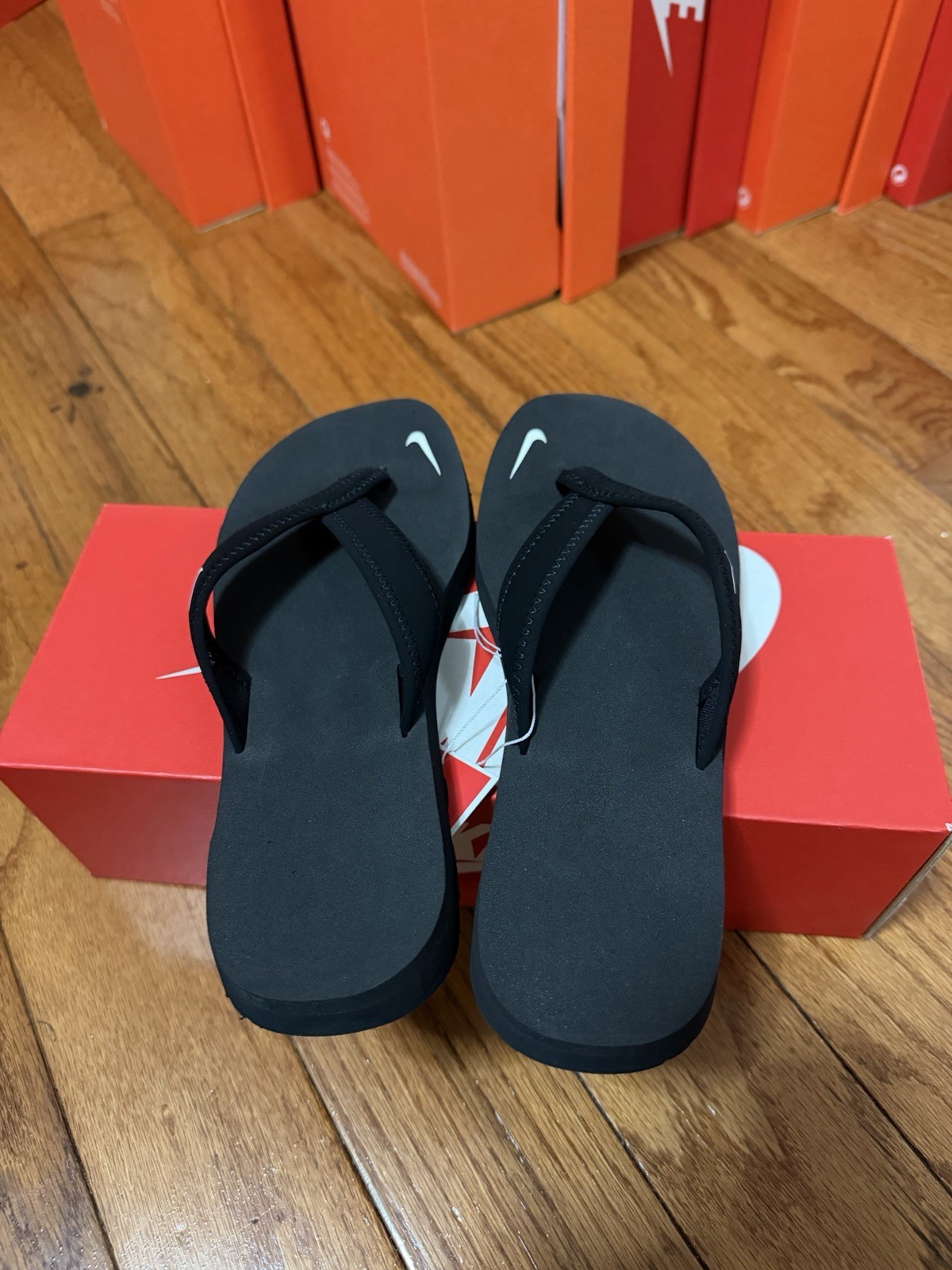 WMNS Nike Celso Girl Thong Flip Flop Sandal Black White SIZE 5 314870 011 BNIB