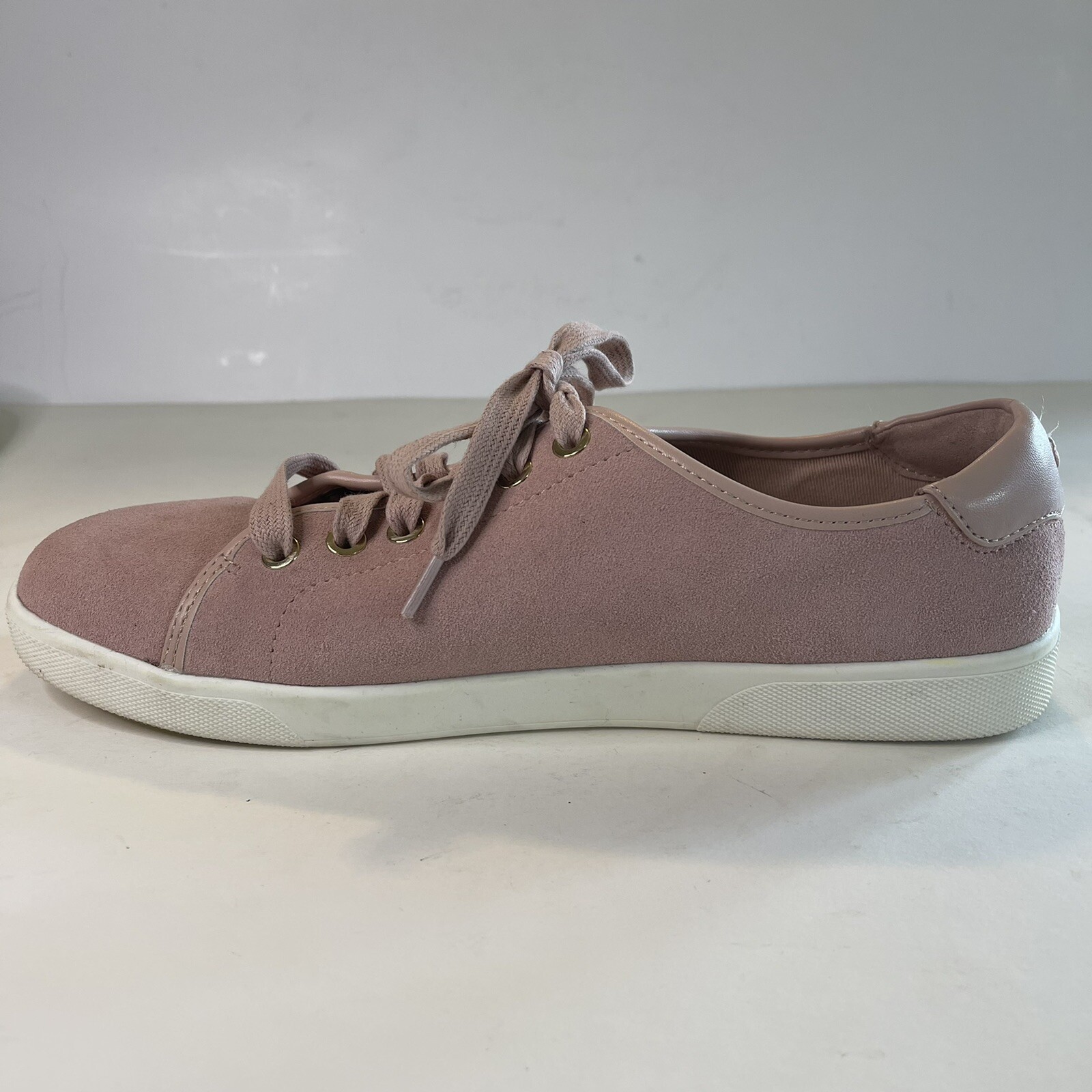 Vionic sneakers womens size 9 pink guc see pics
