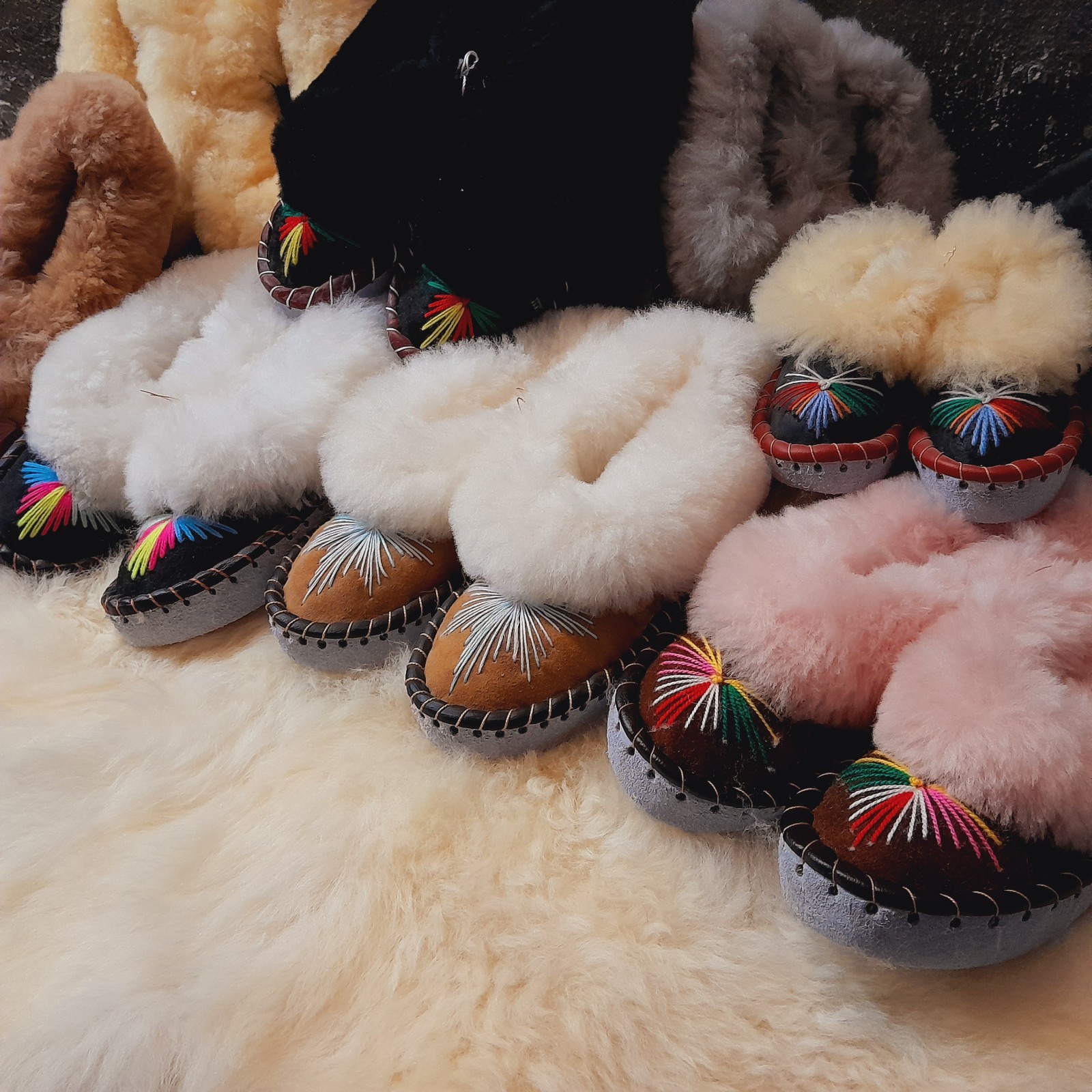 Ladies Leather Wool Winter Huts Shoes Lambskin Slippers ZAKOPIANKI Slippers
