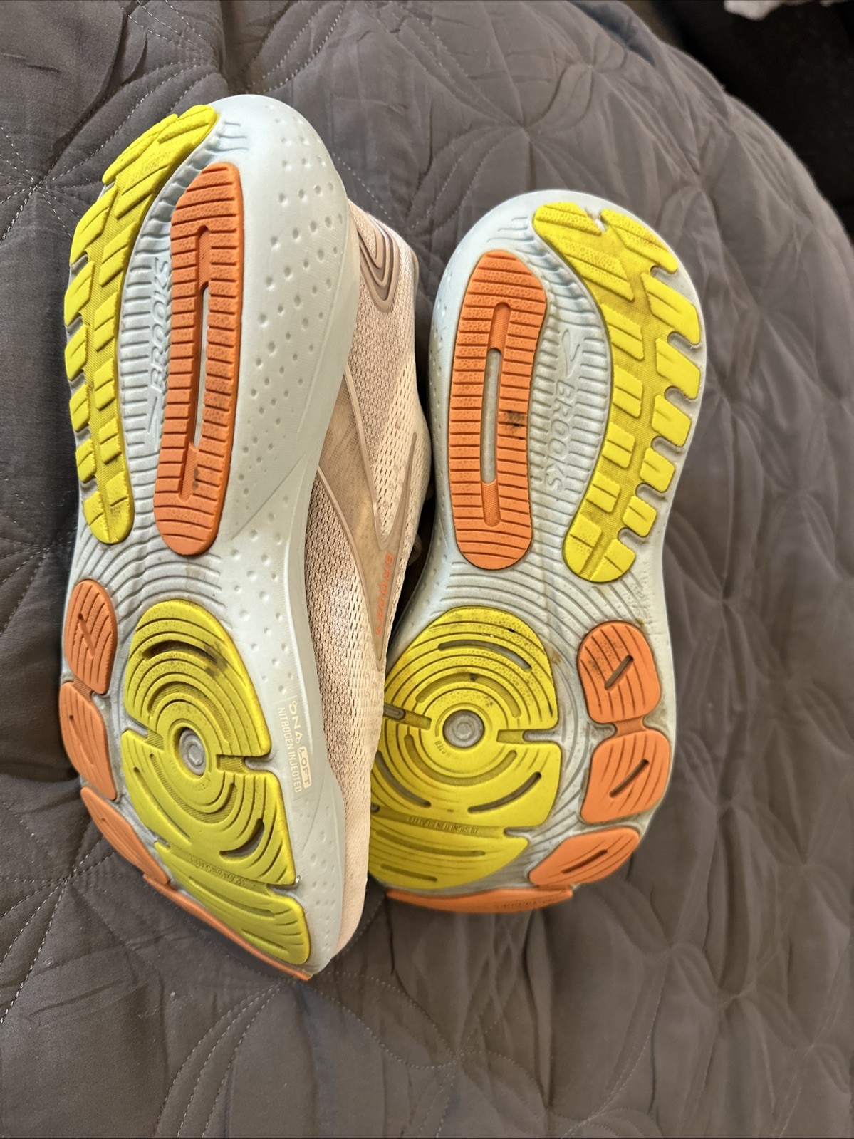 Brooks Glycerin Stealthfit GTS 21 Women 9B White Running Shoes 1204101B135