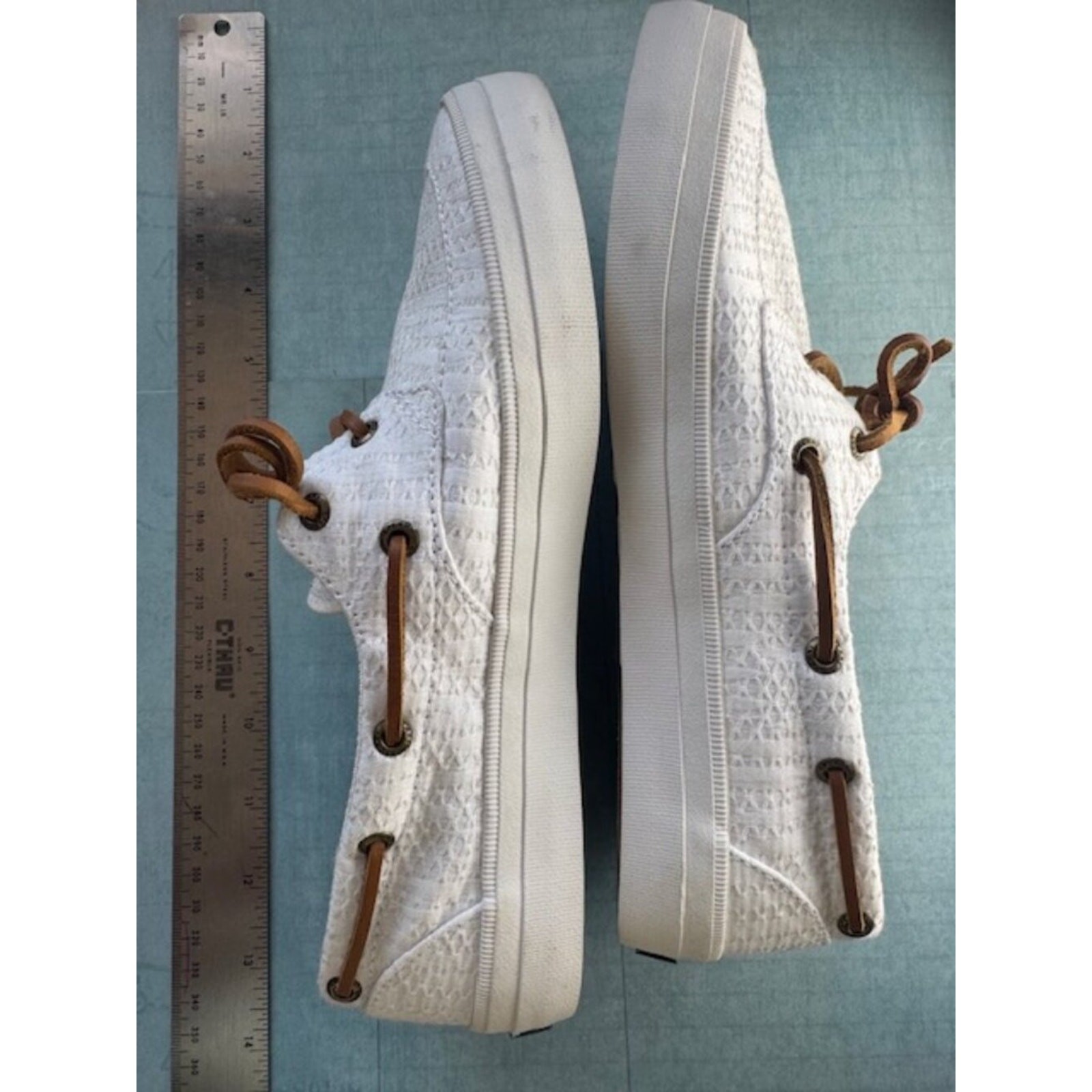 SPERRY Top-Sider White Textured Boat Shoes w/Memory Foam -NEW! Women’s Sz 8