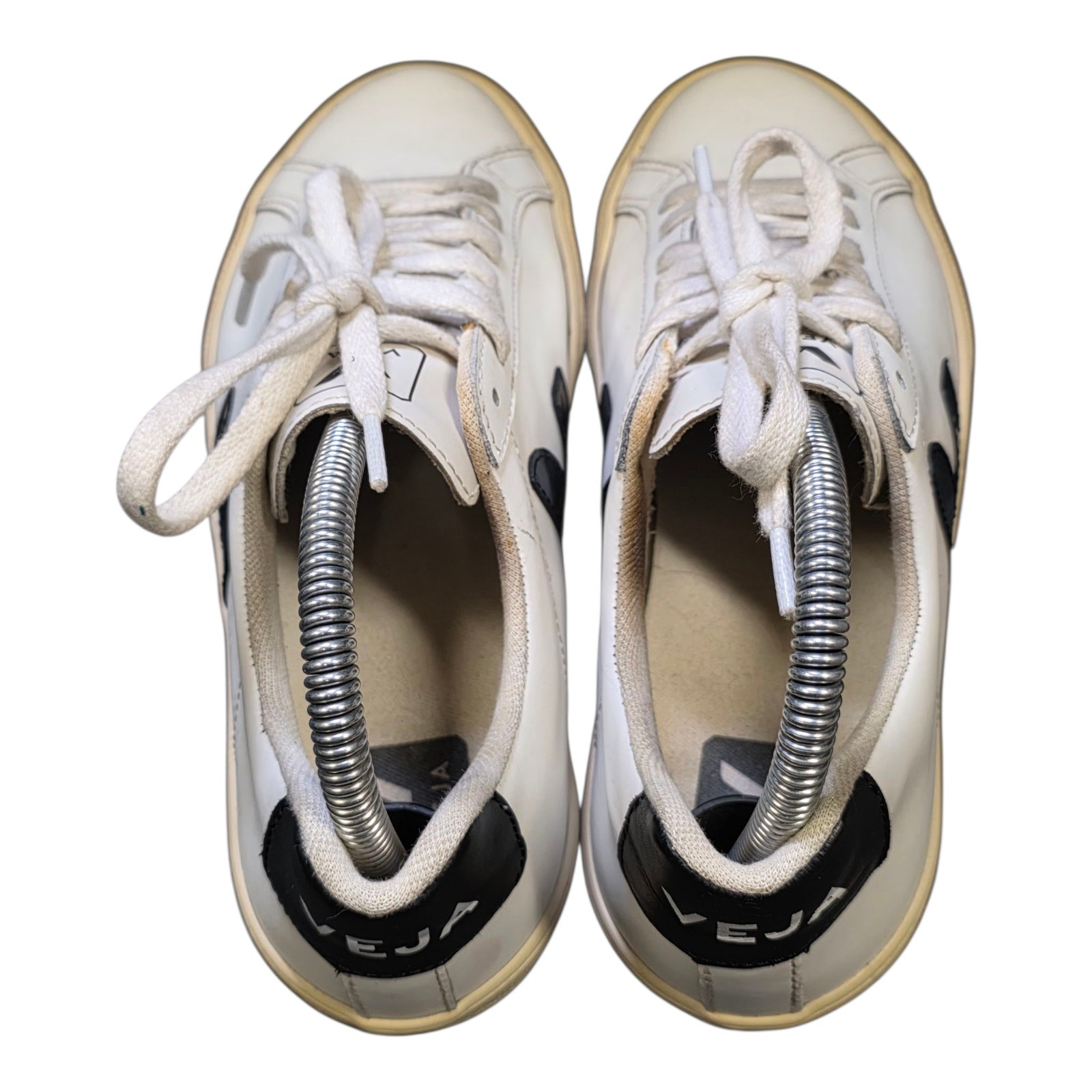 Veja Esplar Women’s Size 6 White Black Leather Sneakers Made in Brazil EUR 37