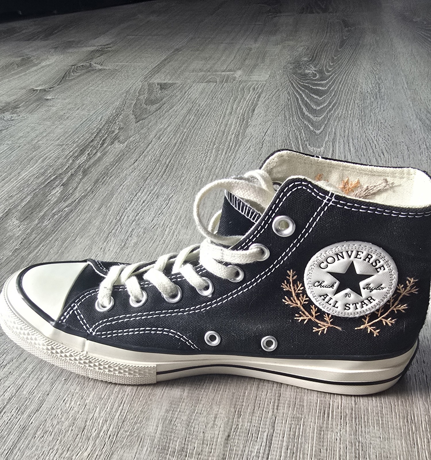 Converse Chuck Taylor High Top Snake Embroidered Sneakers Mens 5 Womens 7