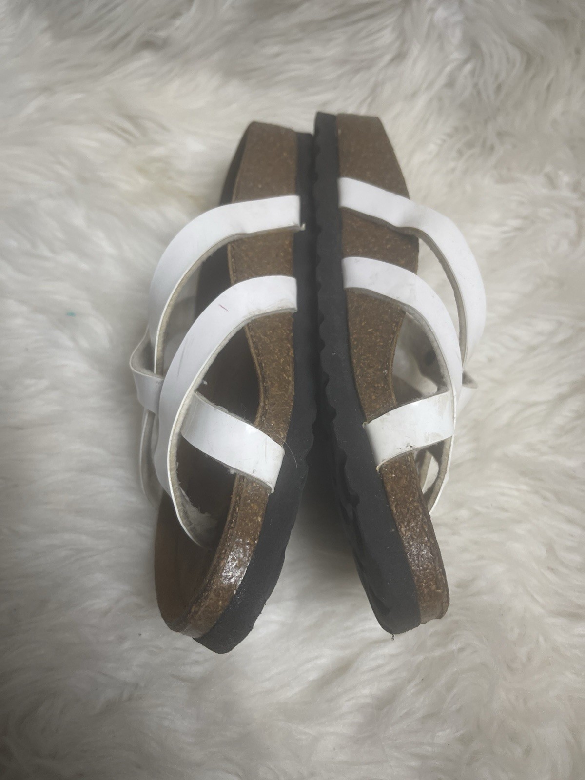 Bertula by Birkenstock white patent strappy slide sandalsEUR SZ36