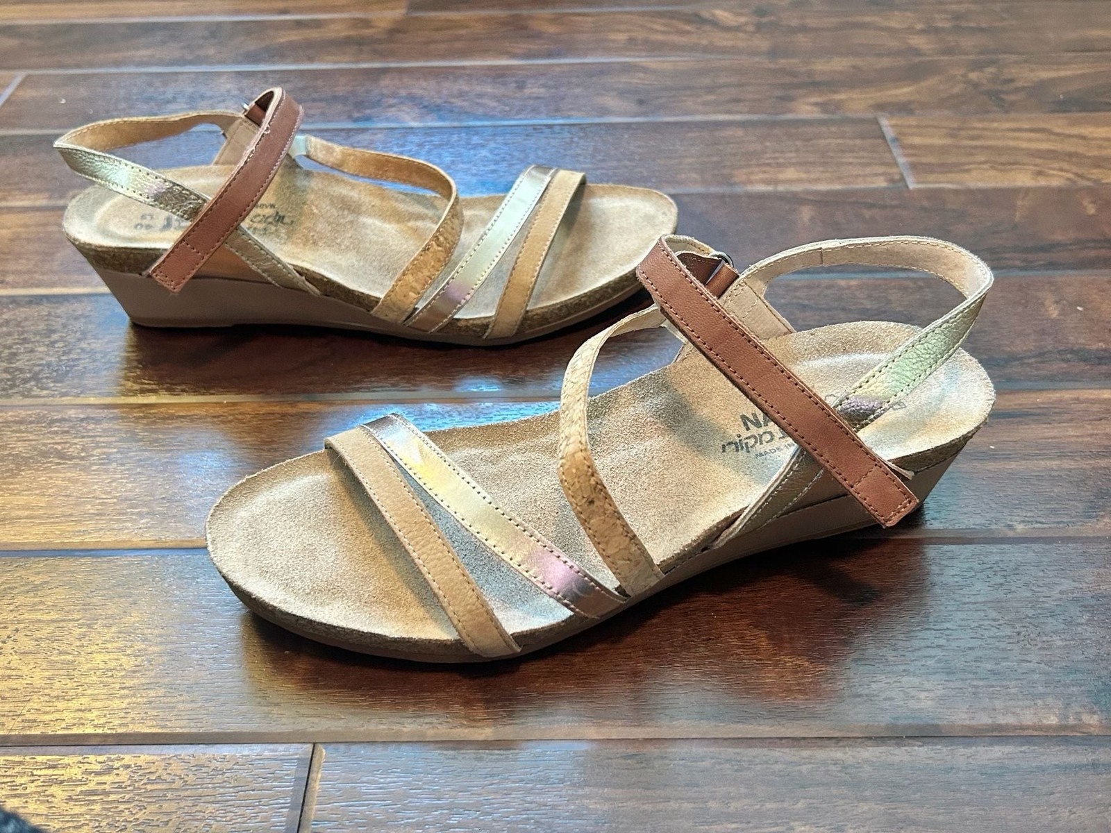 Naot Hero Women’s Multi-Colored Mixed Metal Strappy Wedge Sandals 40 EUC