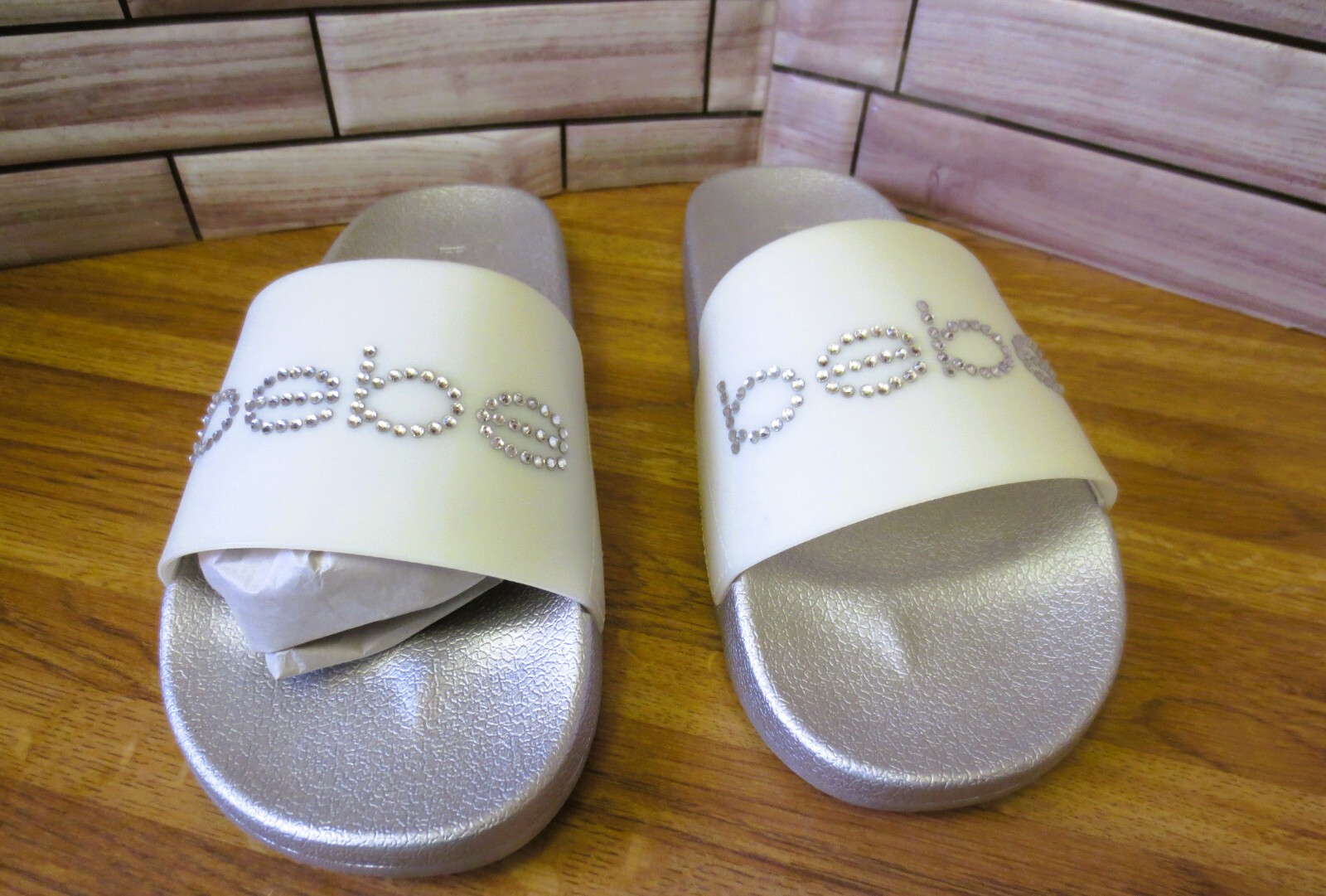 Bebe Sandal Women’s Dahlia Size 8 Silver Frost Slides Rhinestones NEW NWT