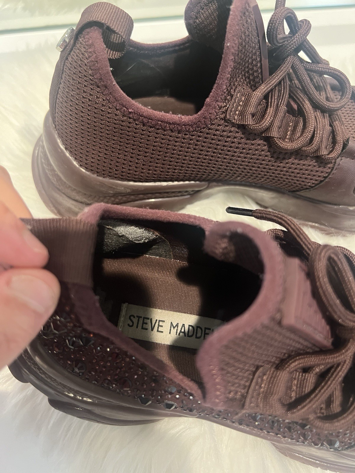 Steve Madden Women’s Burgundy Knit Lace-Up Low Top Sneakers Rhinestone Logo