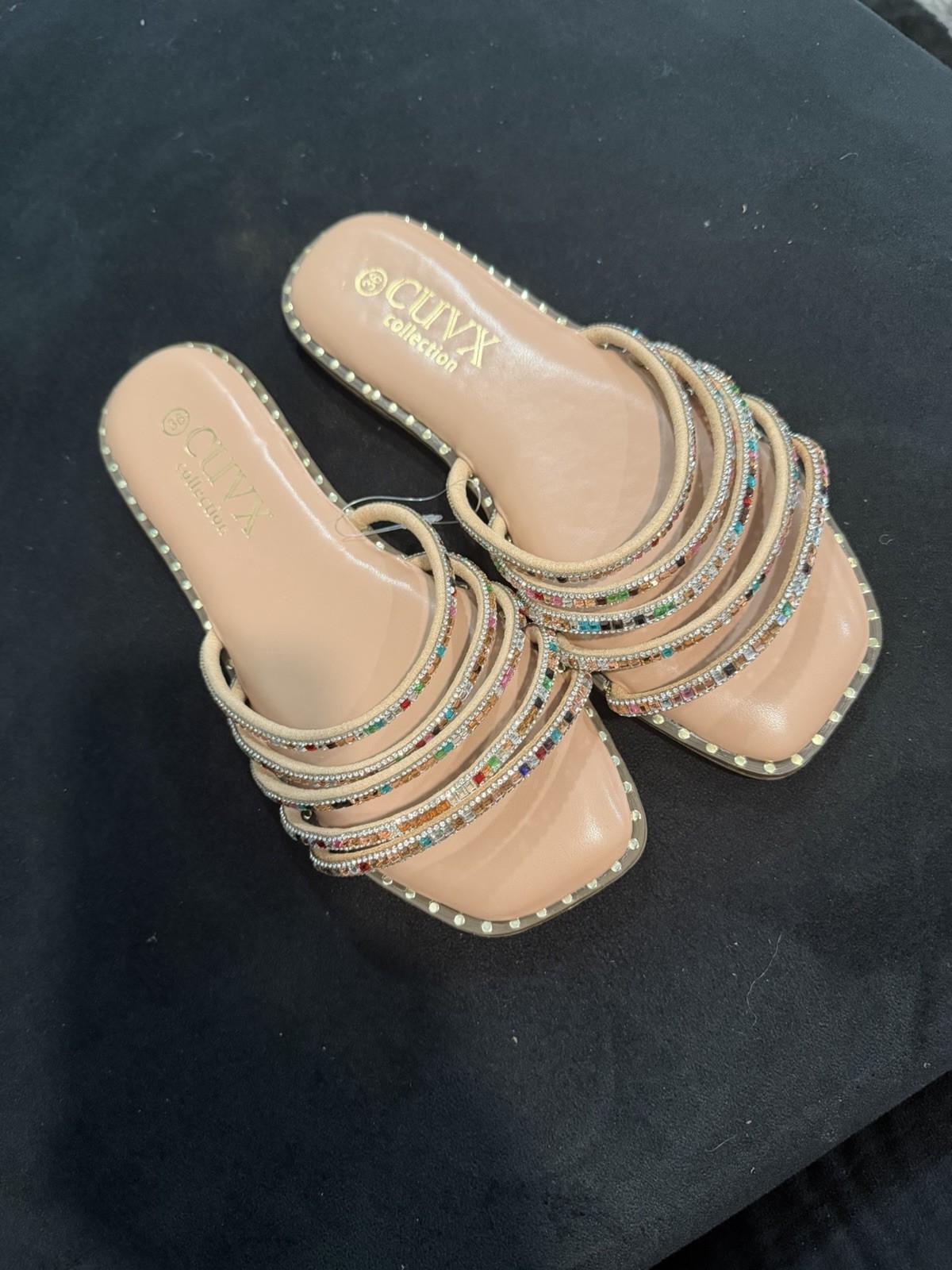 sandals women Style. Size 36,37,38,39,40 Available