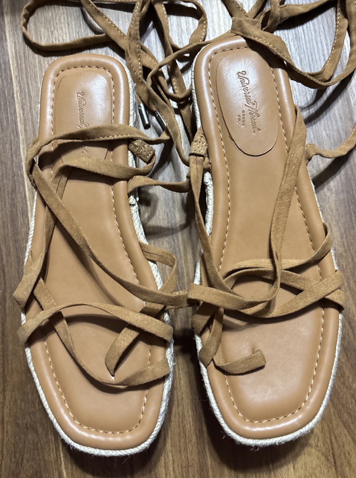 Universal Thread Women’s Platform Hemp Tie Up Sandal Size 7.5