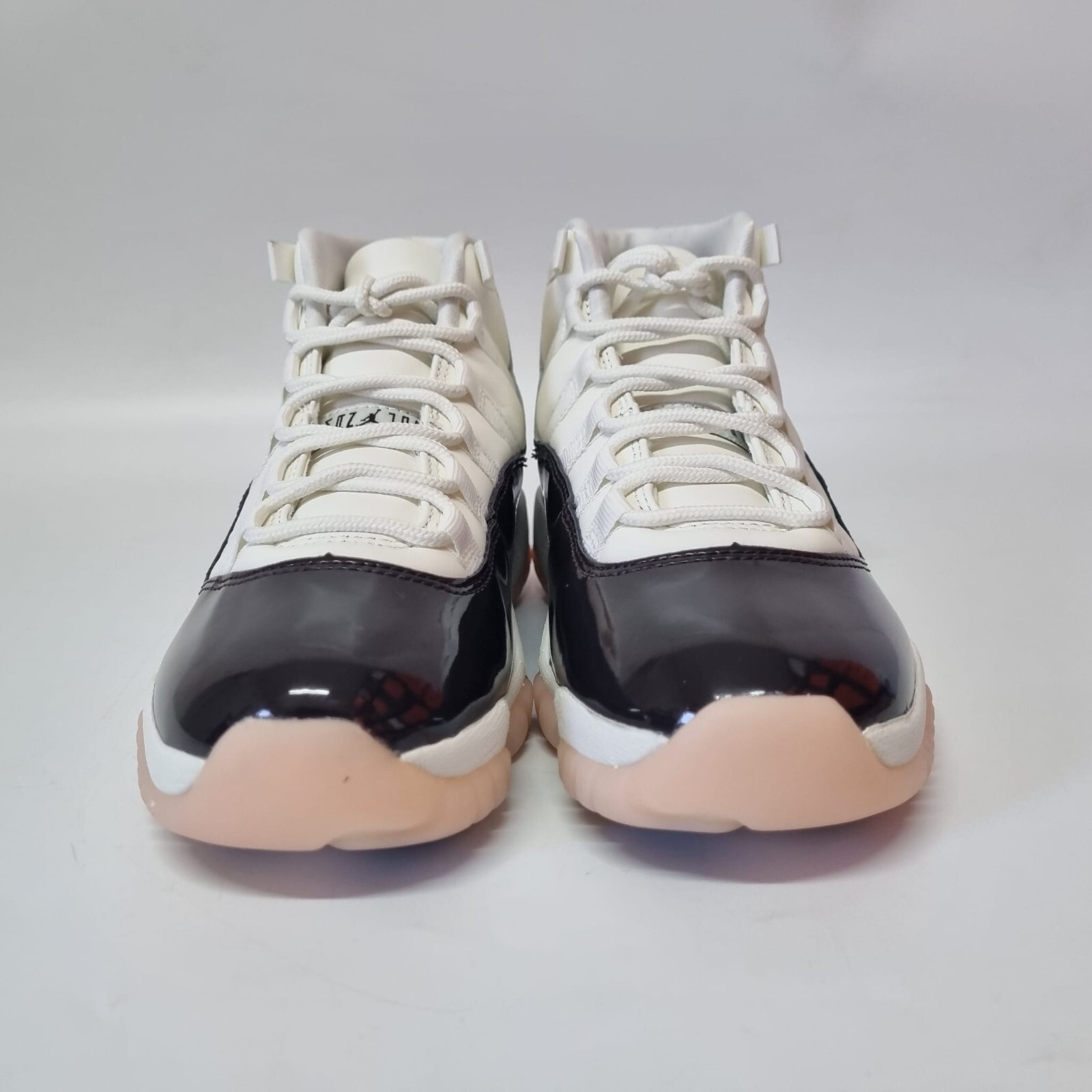 Nike Air Jordan 11 Retro Women’s 7.5 US 5UK AJ11 Neapolitan Sail Brown Sneakers