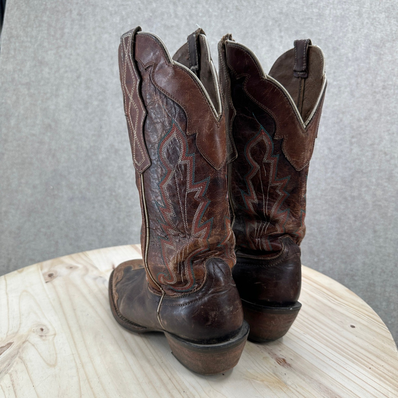 Ariat Womens Brown Leather Western Cowboy Boots Stitched Distressed Size 8.5 B