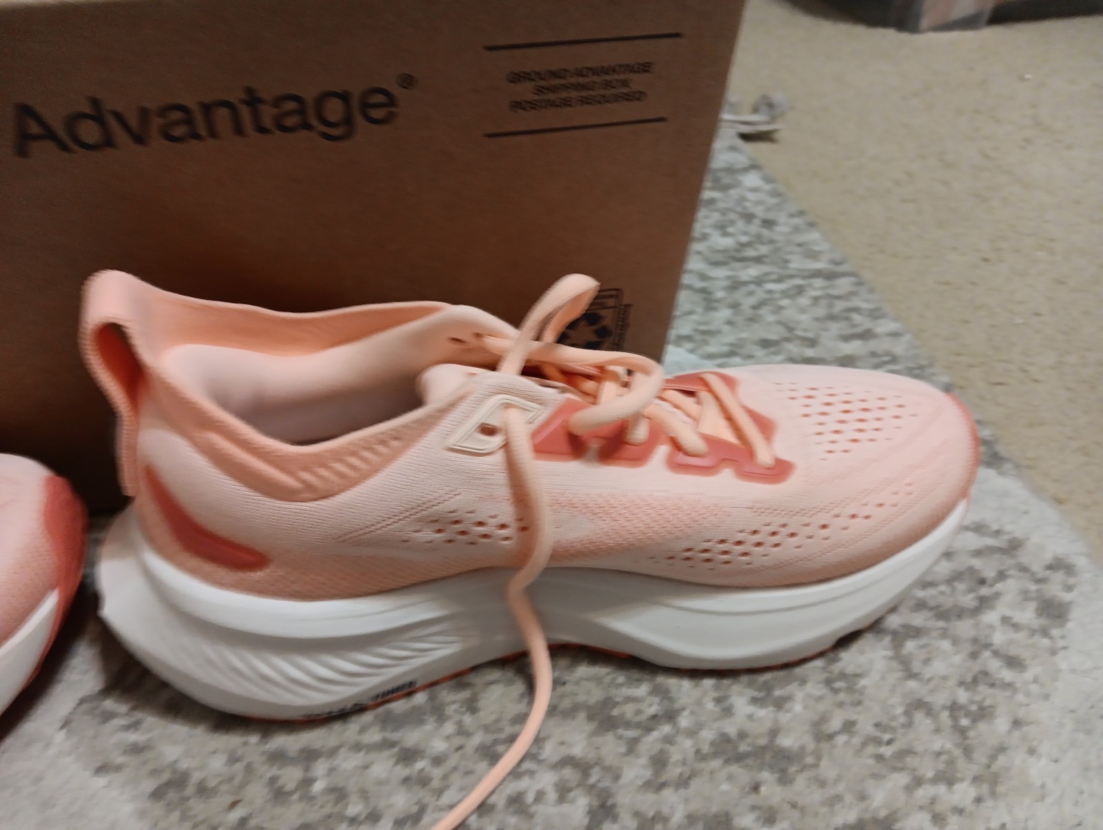 Brooks Glycerin 23 Running Shoes Coral Peach Woman’s Size 7.5 B MEDI 1204651B822