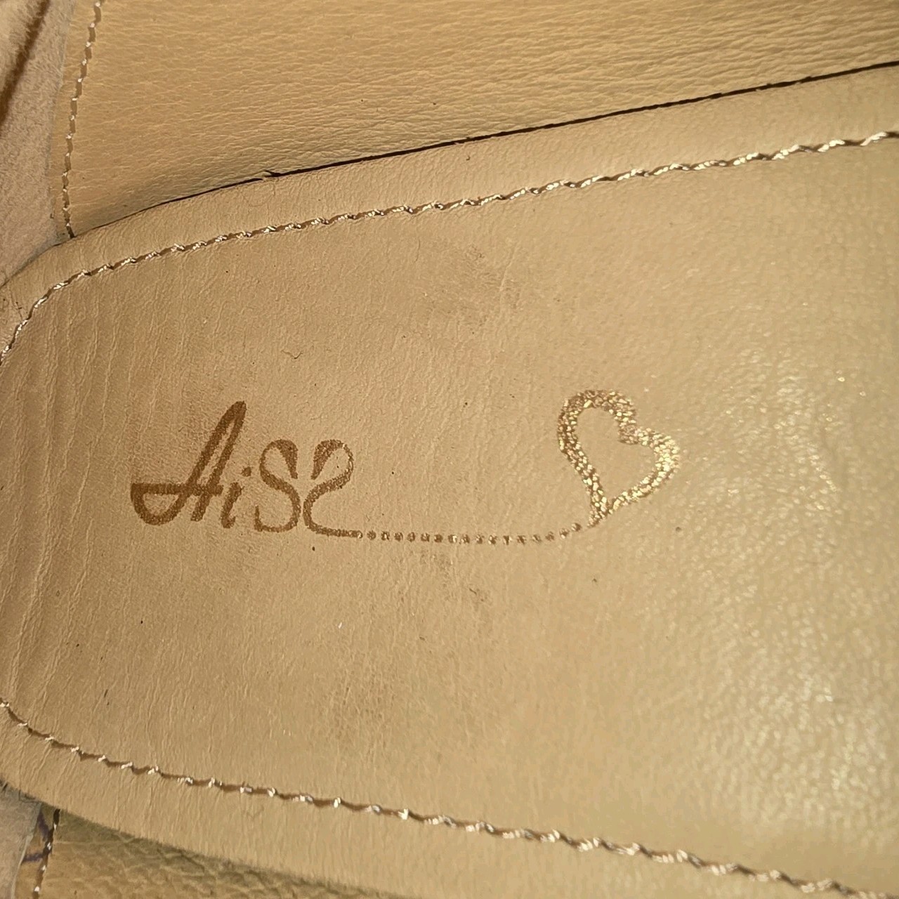 A.S 98 Airsteps Womens Leather Flats Size EU 40 ≈ US 9–9.5 Never Worn No Box