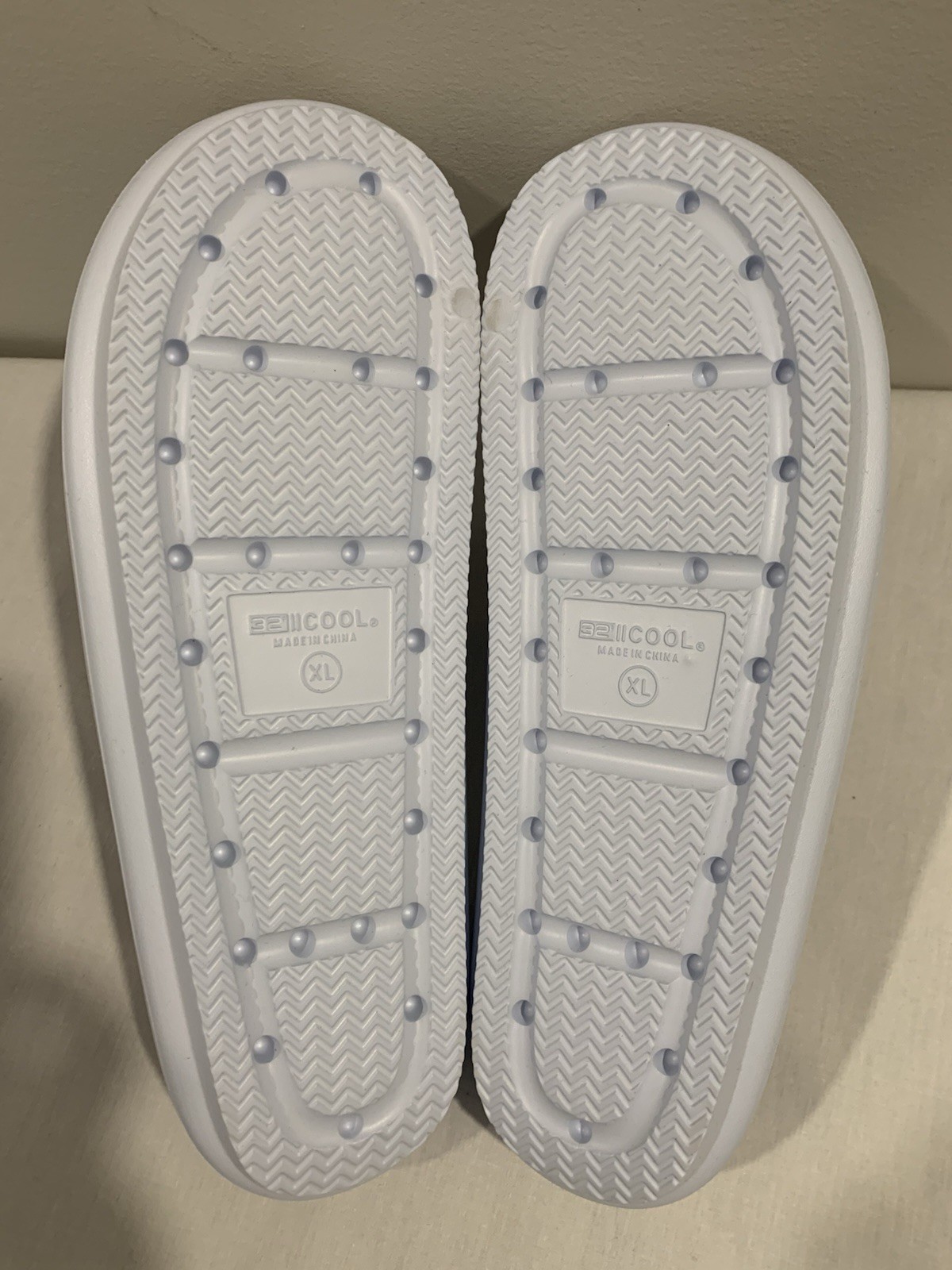 32 Degrees Cool Unisex Cushion Slide Sandals XL Light Blue W11-12/M9-10 NIB