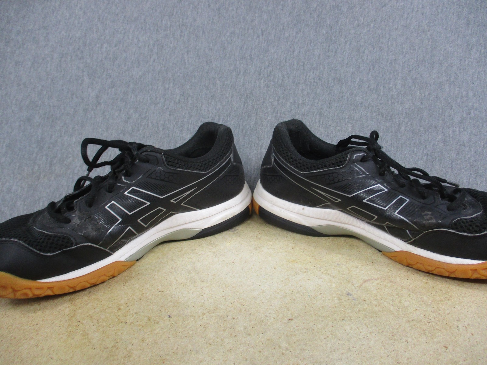 ASICS Gel-Rocket B756Y Women’s Black Athletic Running Shoes 8.5
