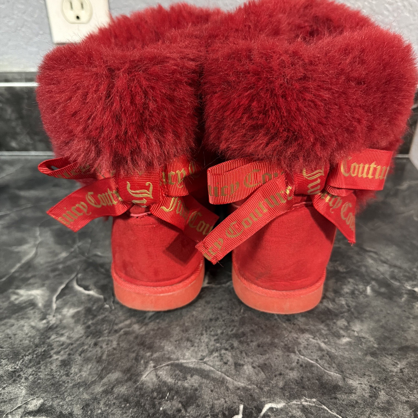 Juicy Couture Women’s King Cozy Cold Weather Booties Red Size Us7 1/2