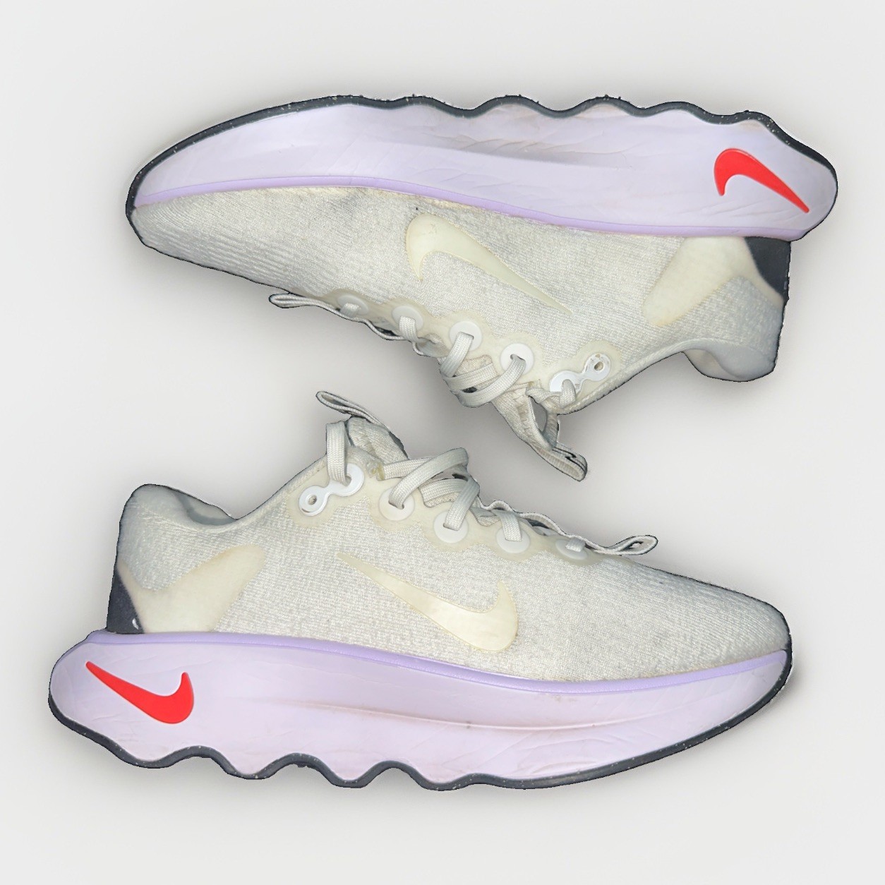Nike Motiva White Lilac Bloom Womens Size 7.5 US DV1238-101 Athletic Shoes