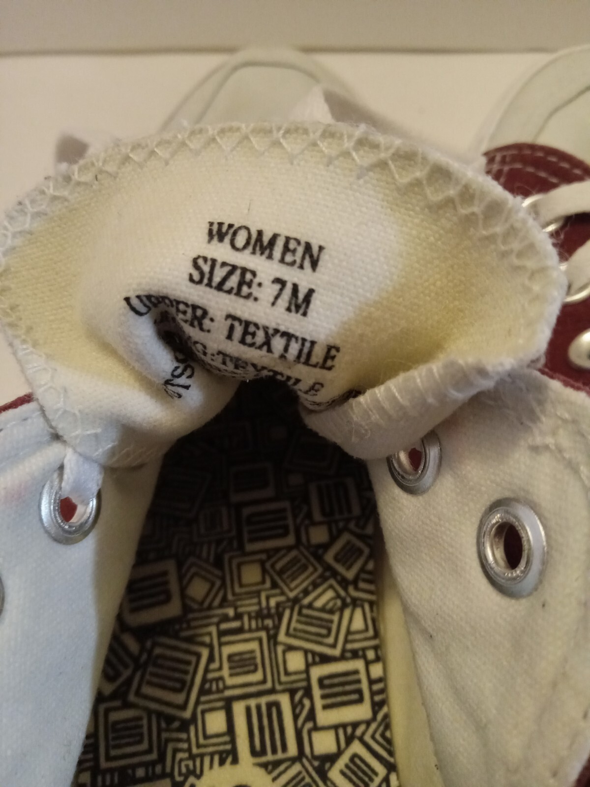 Skicks Mississippi State Womens 7 Low Top Shoes MSU