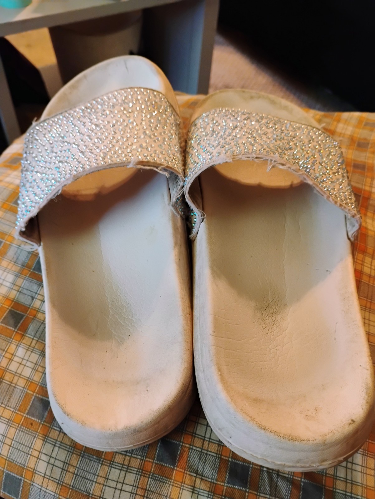 Women’s Pink Slide Sandals Silver Rhinestone Single Strap Open Toe US 8
