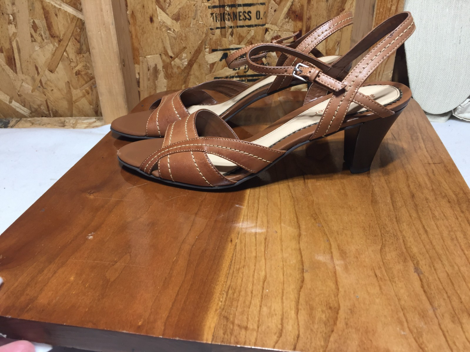Naturalizer Leather Slingback Sandals Womens 10N Brown Stacked Heel Buckle