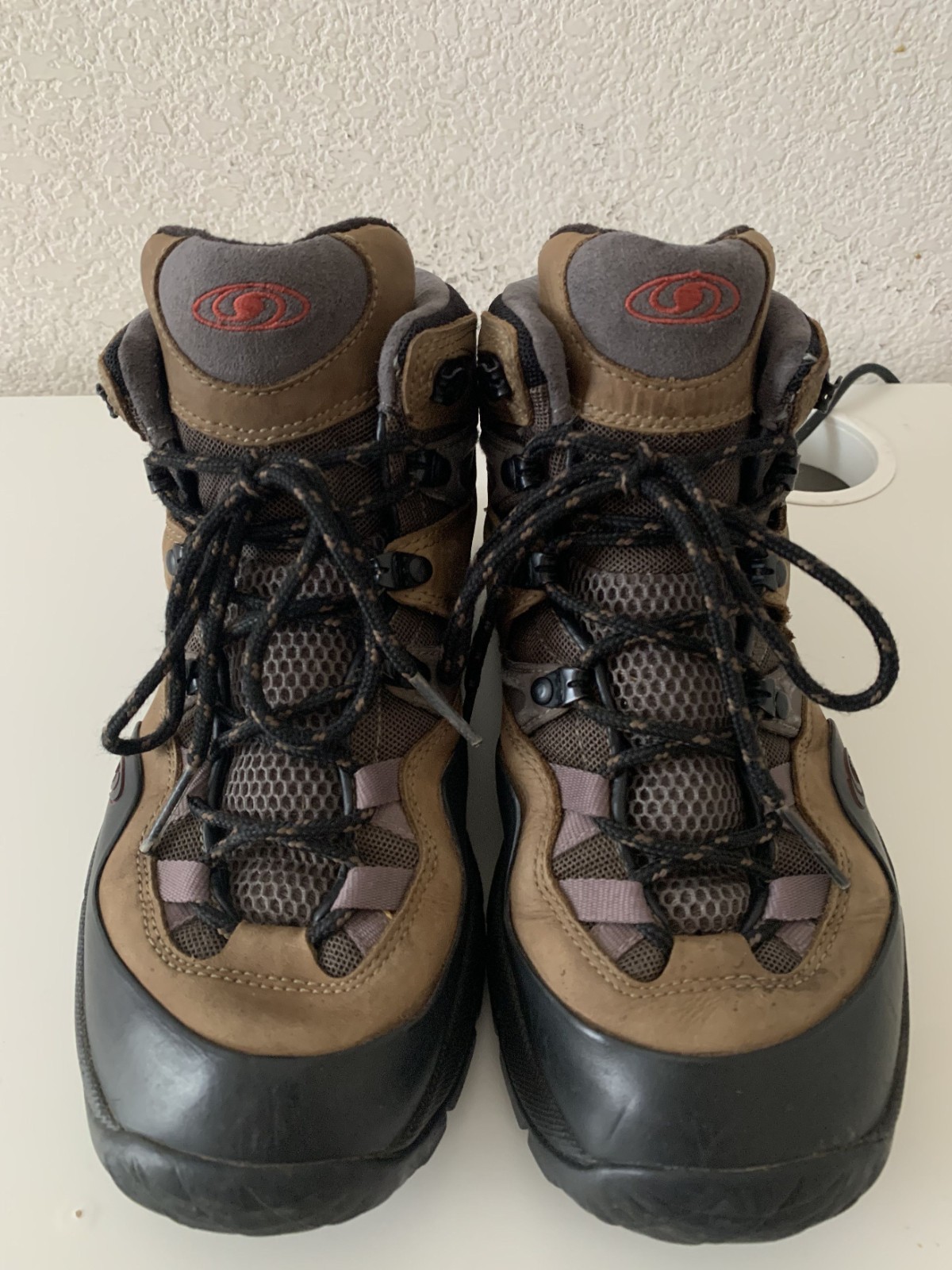 Rare Vintage Salomon Y2K 2000 00s Contagrip Boots in Tan Leather/Nubuck Size 10