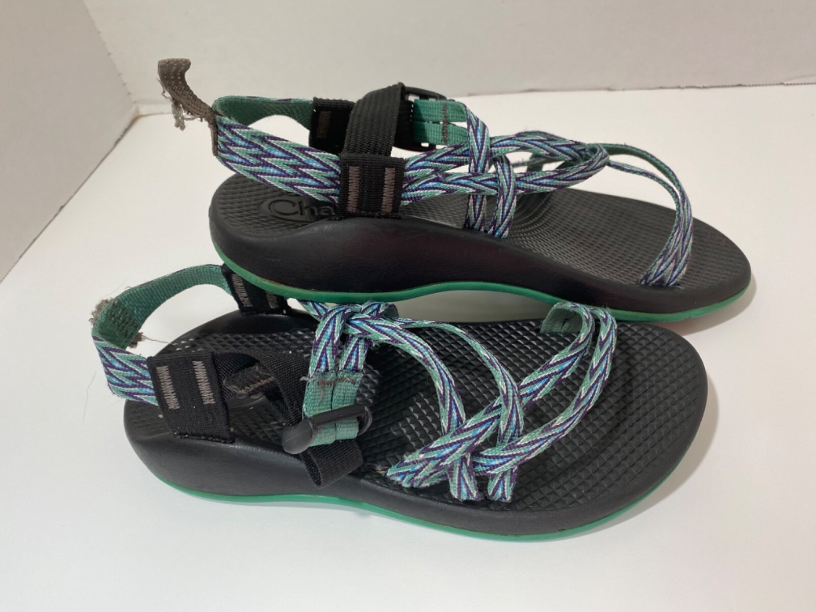 Chaco classic strap sports sandals Womans sz 5 purple/ mint green water shoes