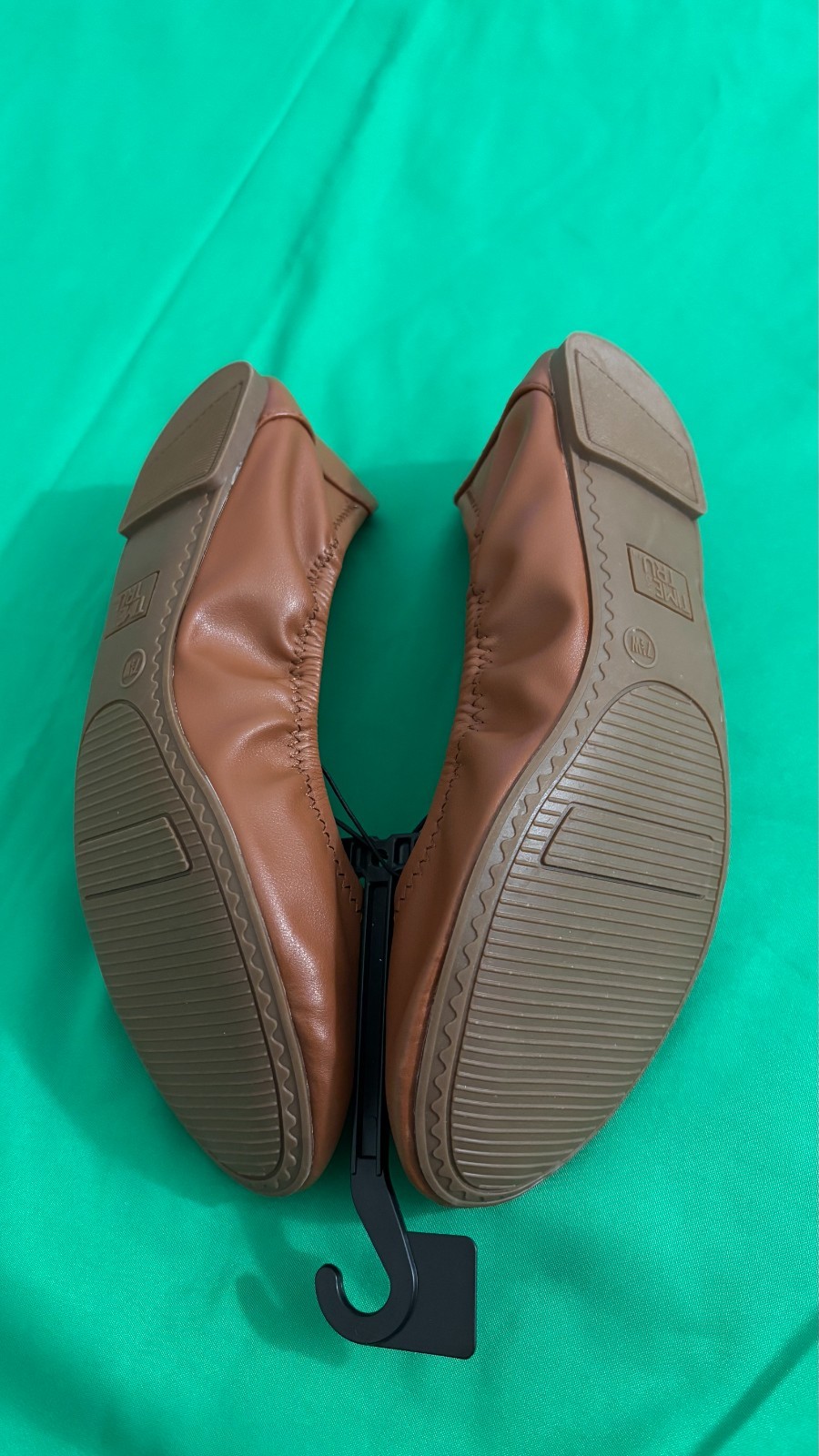 Time and Tru Brown Cognac Flats Scrunch Ballet Shoes Women’s Size NWT