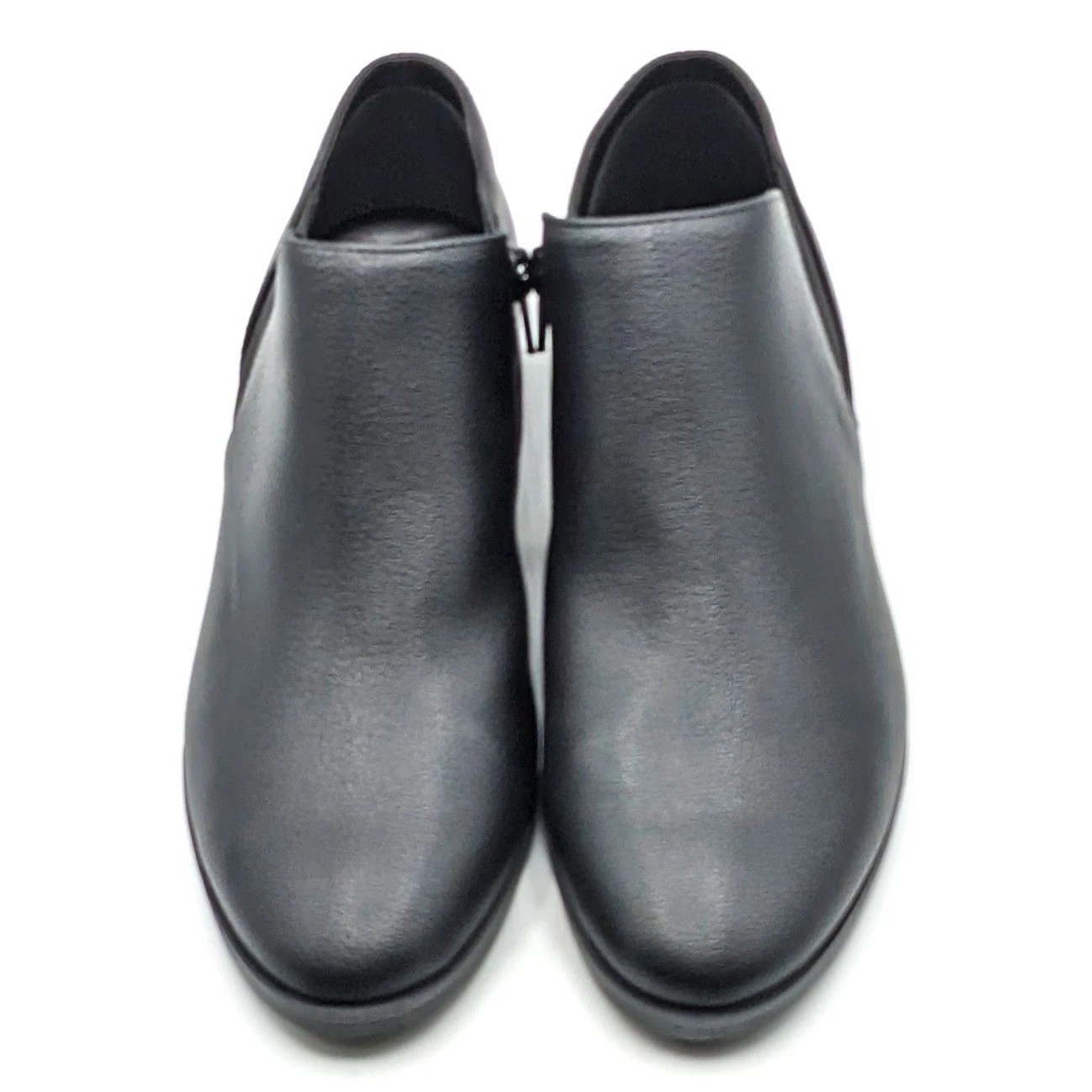 Kensie “Sammy” Faux Pebbled Leather w/ Block Heel & Side Zip Closure (Black) NEW