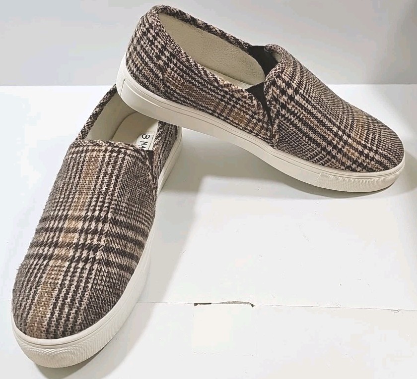 Magellan OutDoors Shoes Loafers Slip Ons Women Size 10B Brown Plaid.