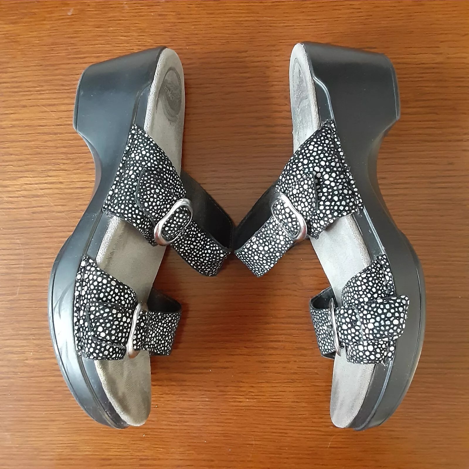 Dansko Sandals Womens 9.5-10 EU 40 Sophie Slip On Double Strap Shoes 9841180200