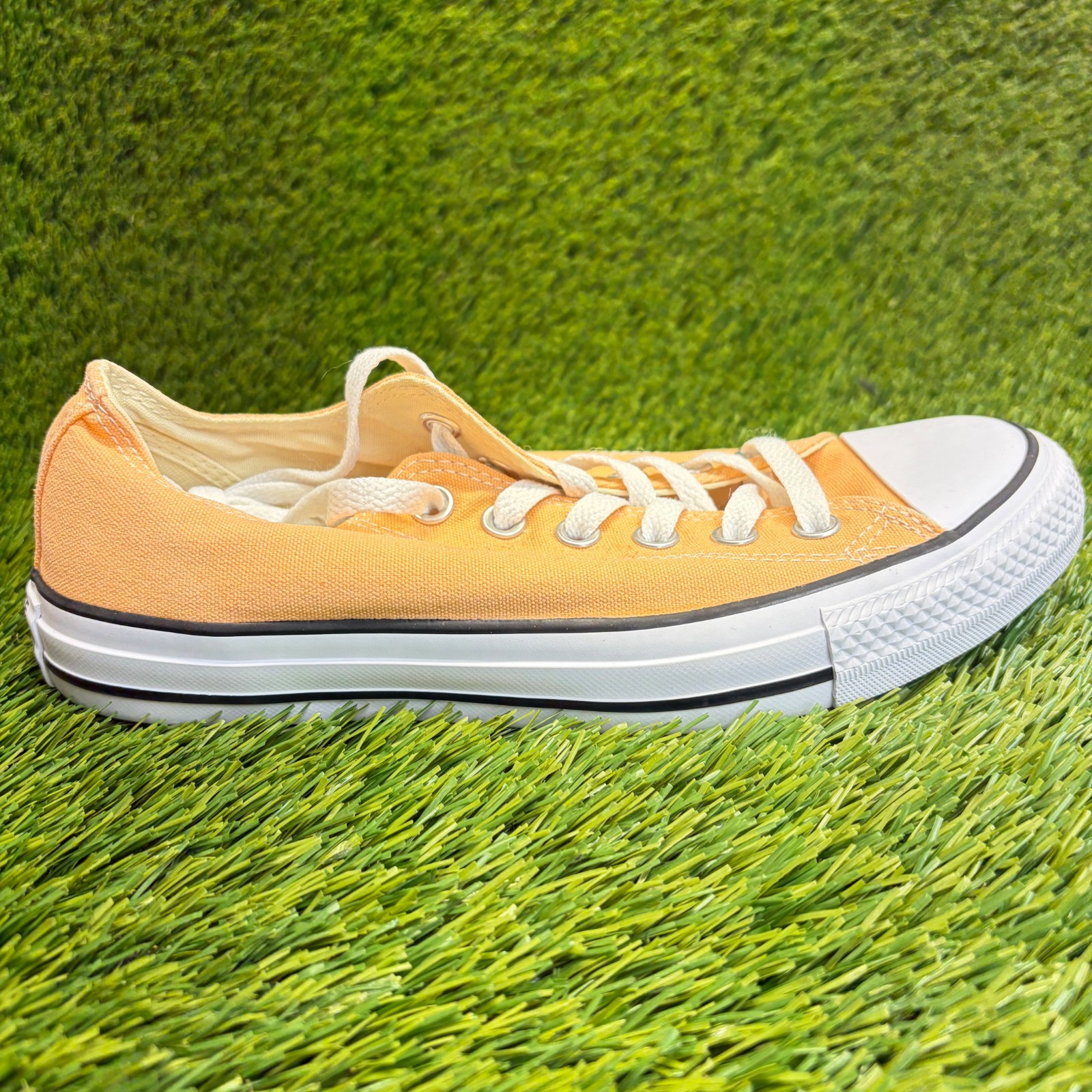 Converse Chuck Taylor All Star Ox Womens Size 8 Salmon Athletic Shoes Sneakers