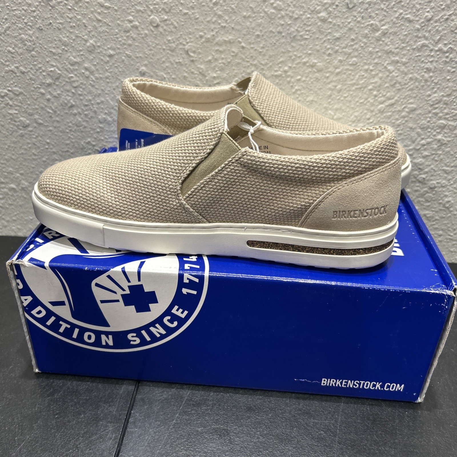 Birkenstock Oswego EU 40 Shoes Sandcastle Slip-On Unisex Men 7 Ladies 9