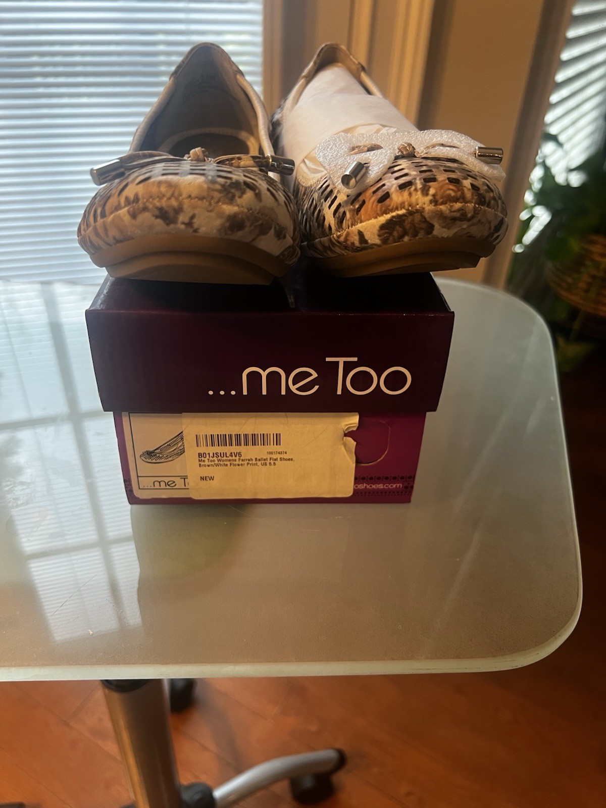 Me Too Women’s Ballet Flats Floral Bow Brown/White Synthetic Slip On Comfort 5.5