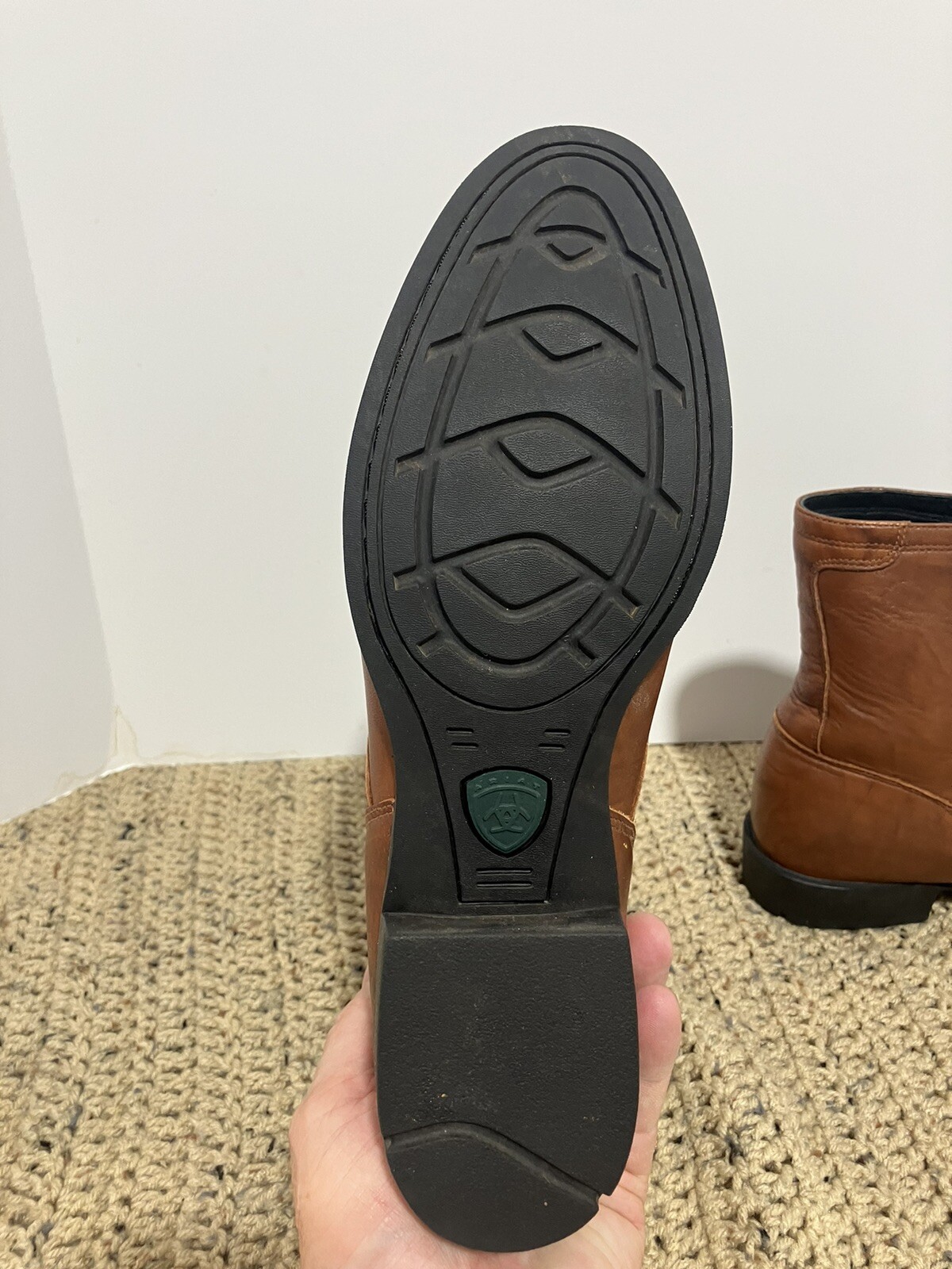 Pair ARIAT Heritage Style 33503 Women’s Leather Boots. New In Box.