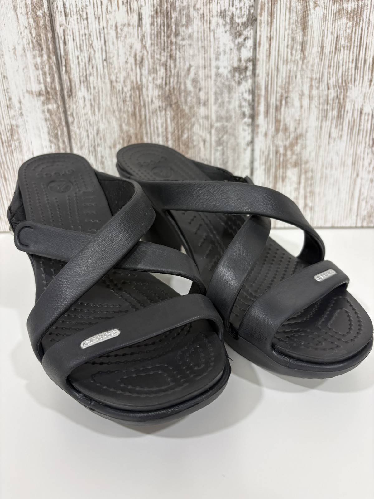 Crocs Cyprus IV Women’s Black Strappy High Heel Sandals Block Heel Sz 8