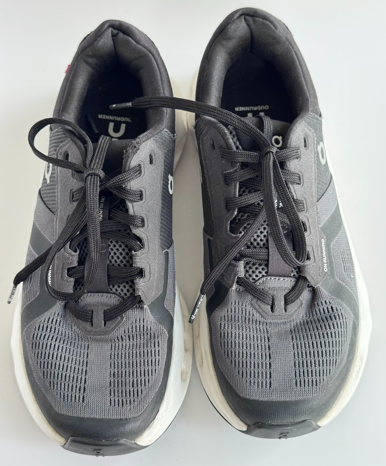 On Cloud Cloud Runner 2 Eclipse Black Running Shoes US Womens 7 Sneakers