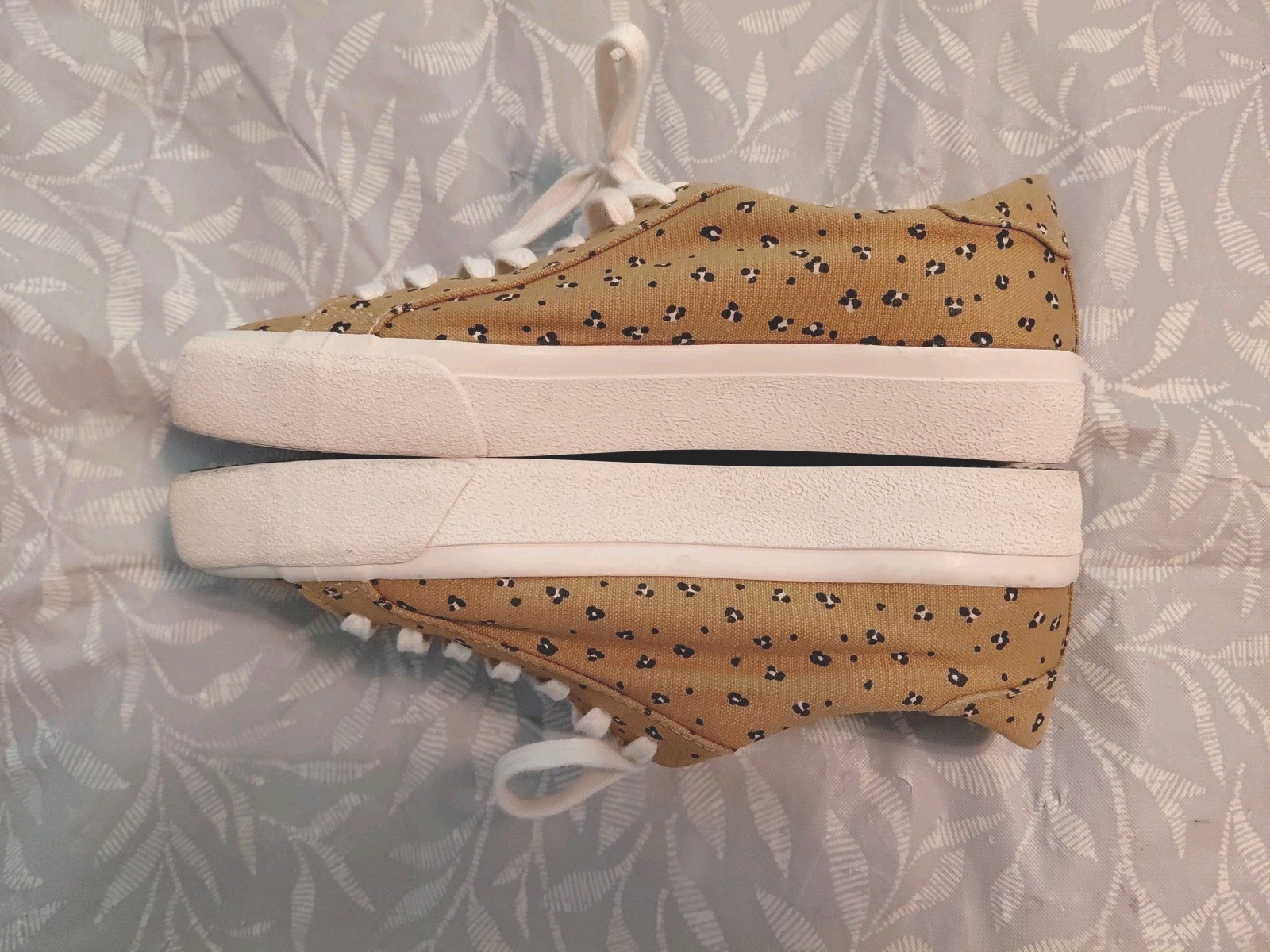 MWL /Madewell Sidewalk Low Top Sneakers Mini Leopard Print Size 6.5, Excellent