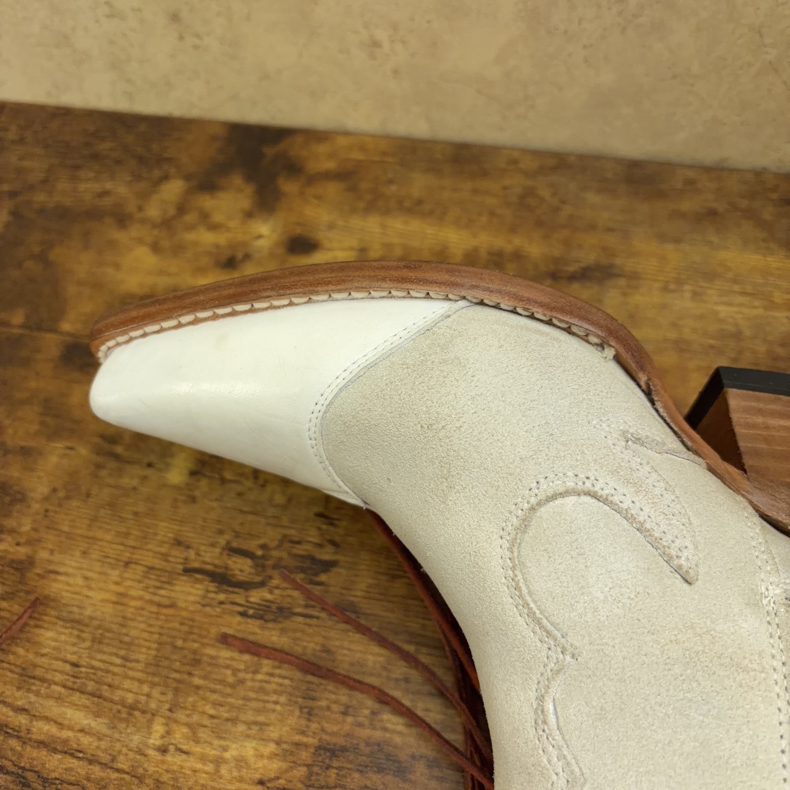 Mezcalero Western Boots Womens Size 8 White Fringe Concho Studded Boho Festival